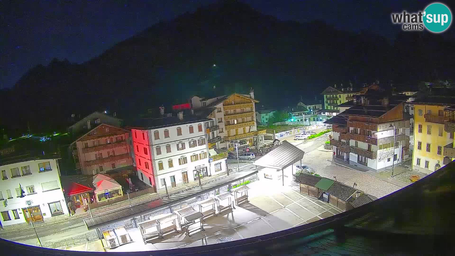 Hauptplatz von Forni di Sopra