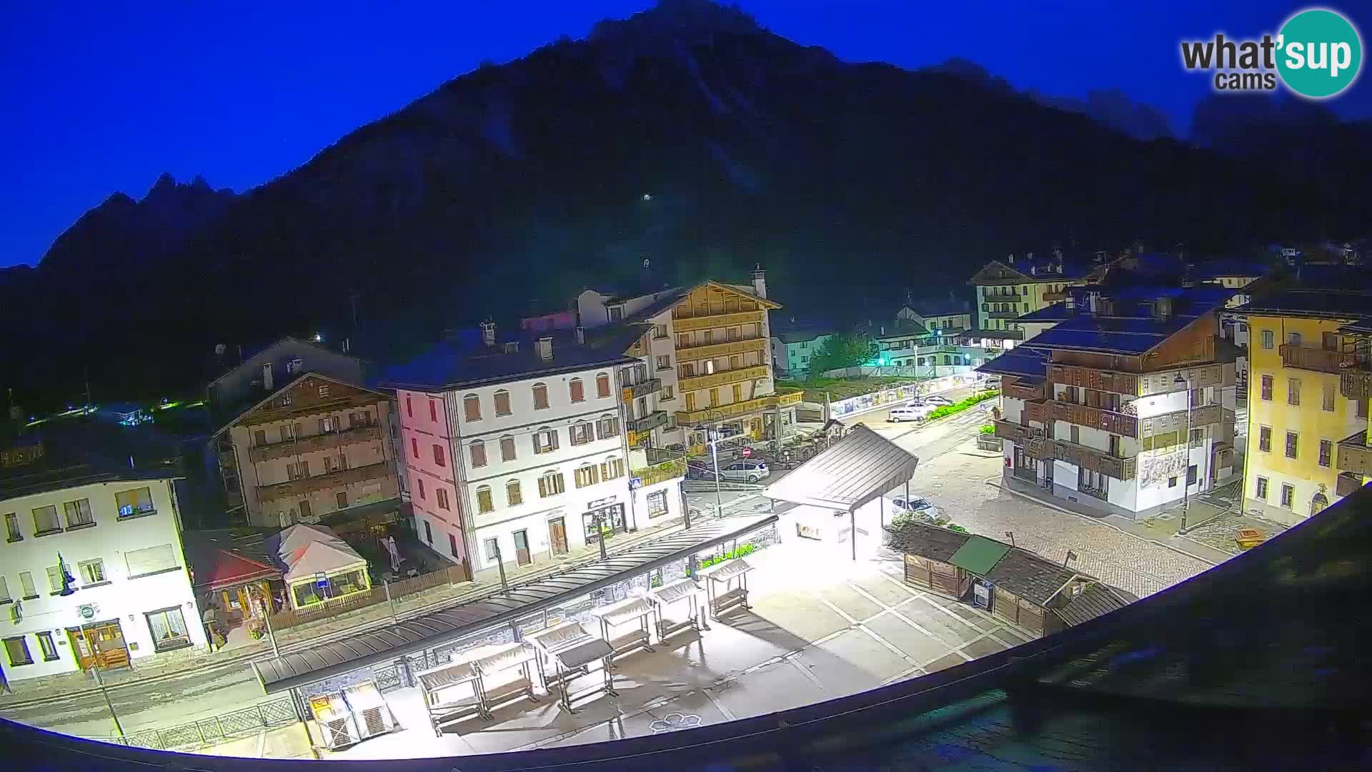 Hauptplatz von Forni di Sopra