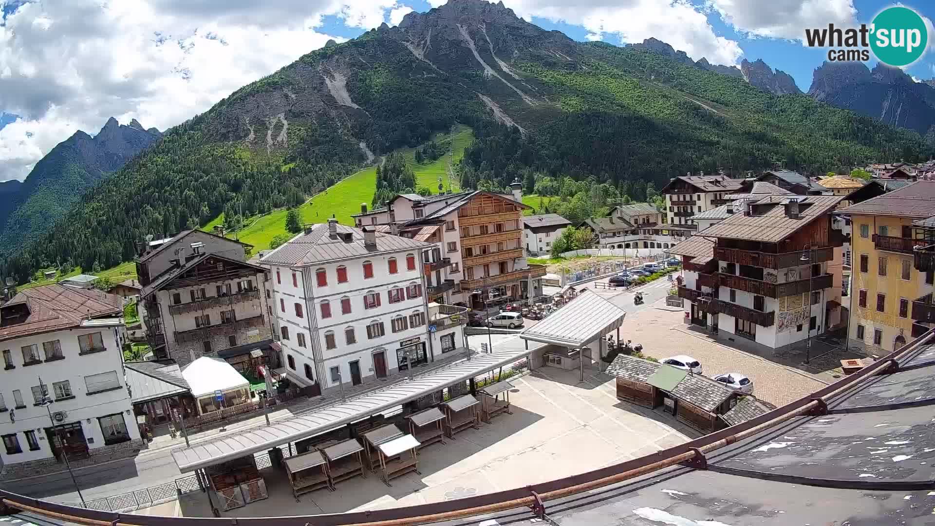 Hauptplatz von Forni di Sopra