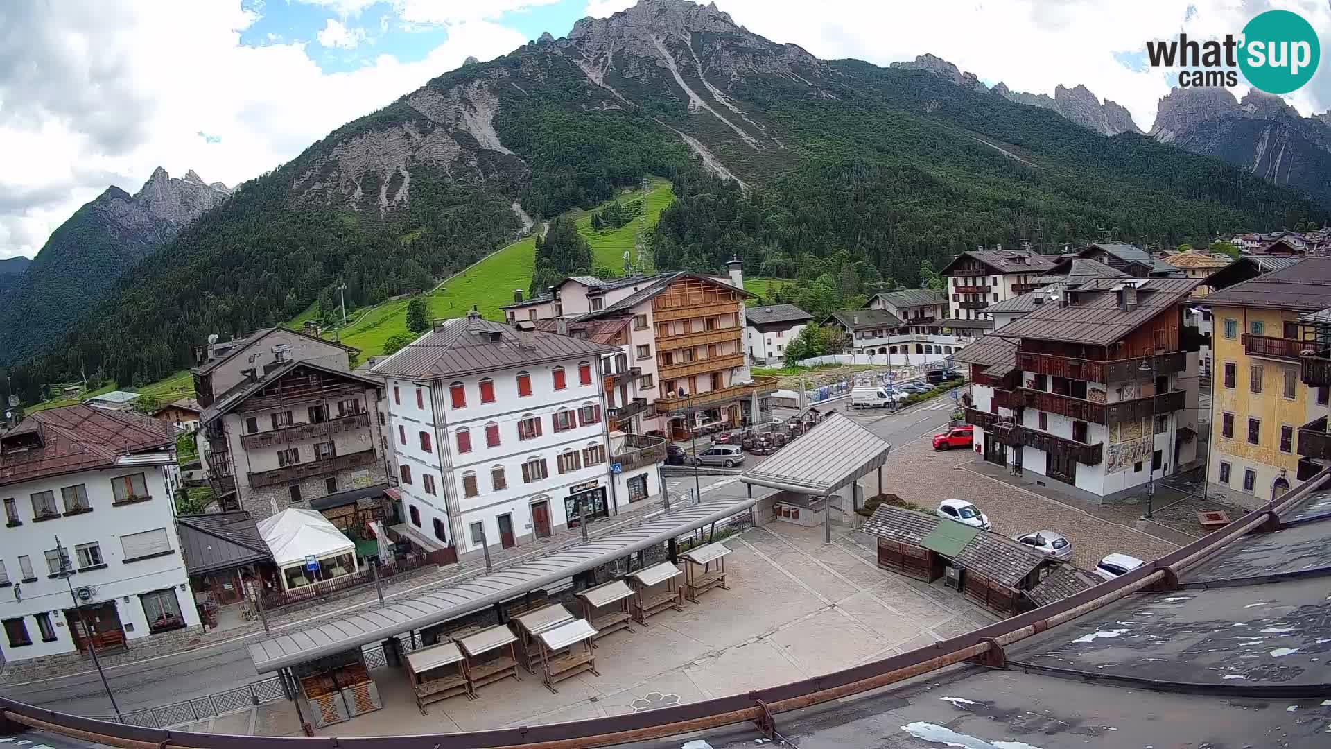 Hauptplatz von Forni di Sopra