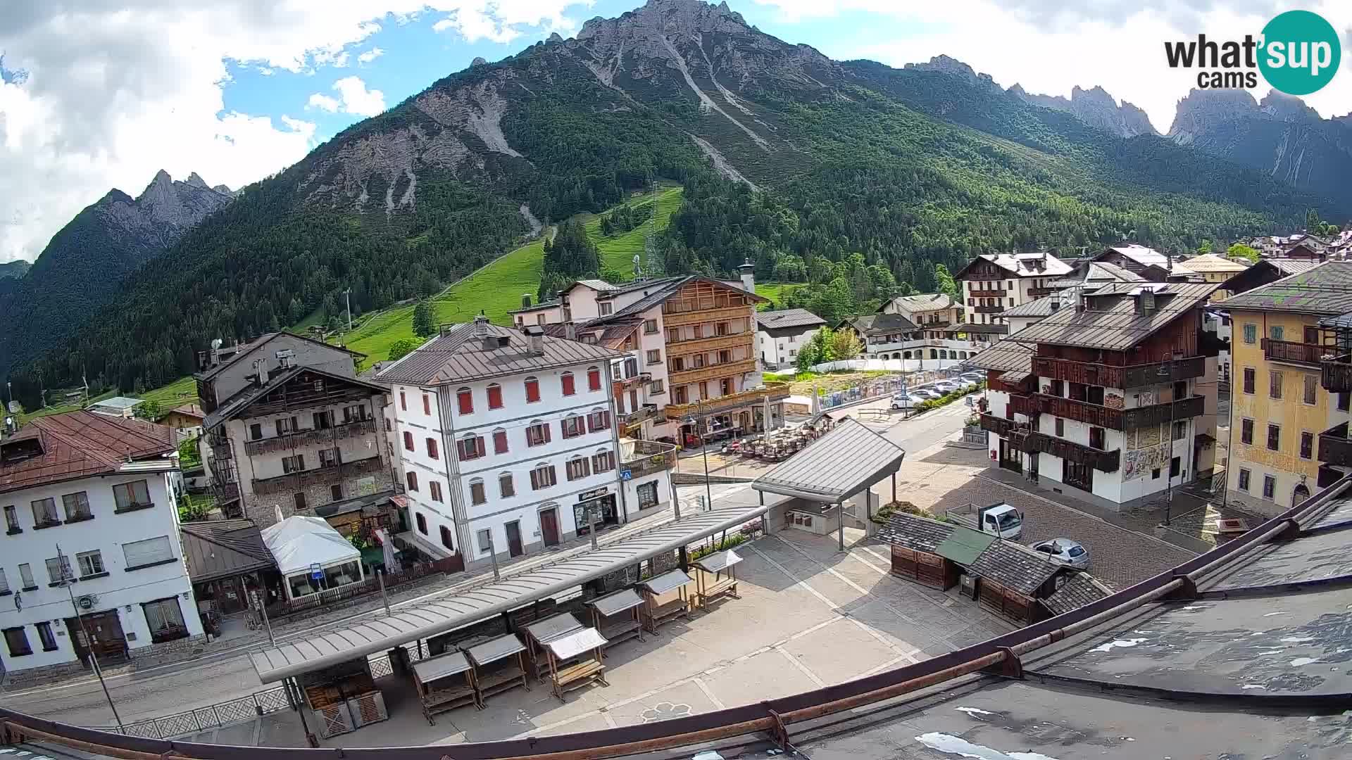 Hauptplatz von Forni di Sopra