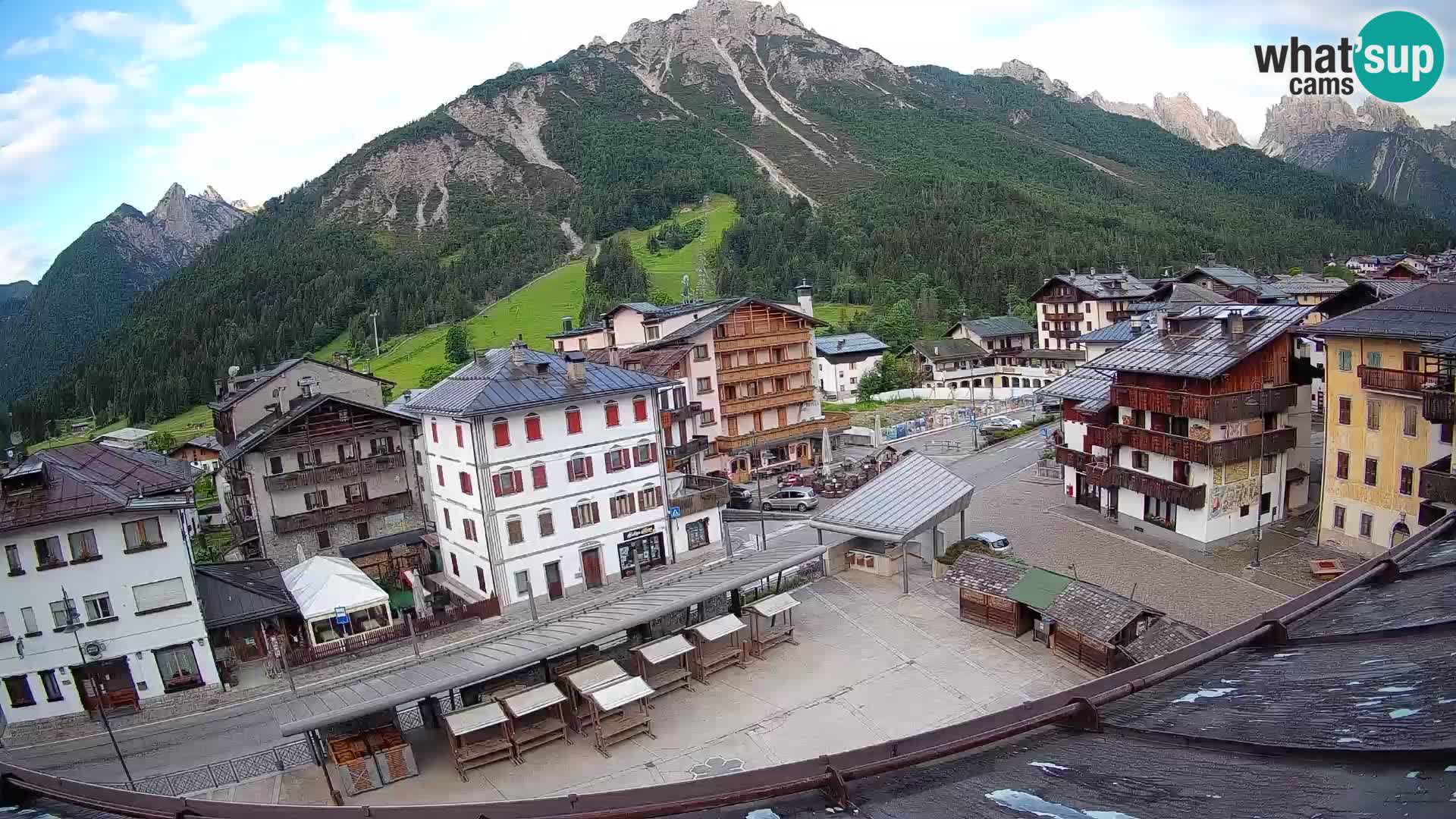 Hauptplatz von Forni di Sopra