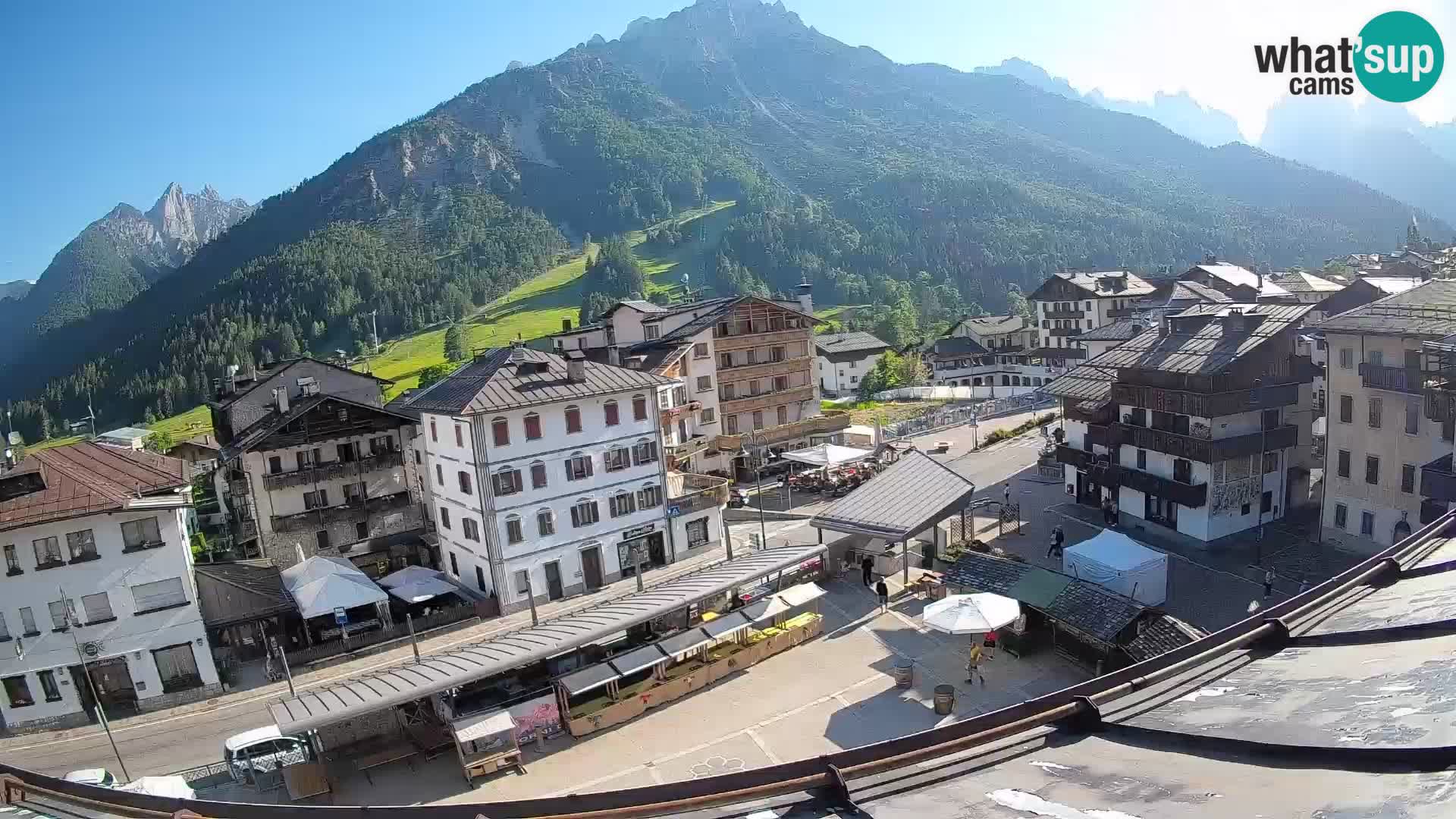 Hauptplatz von Forni di Sopra