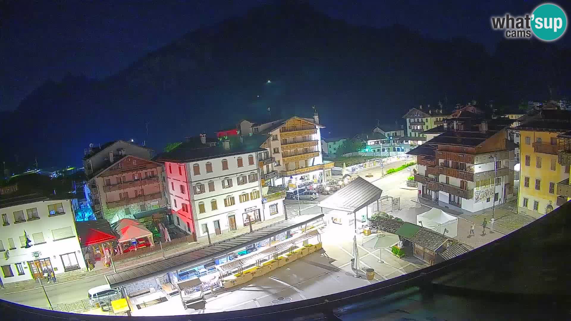 Hauptplatz von Forni di Sopra