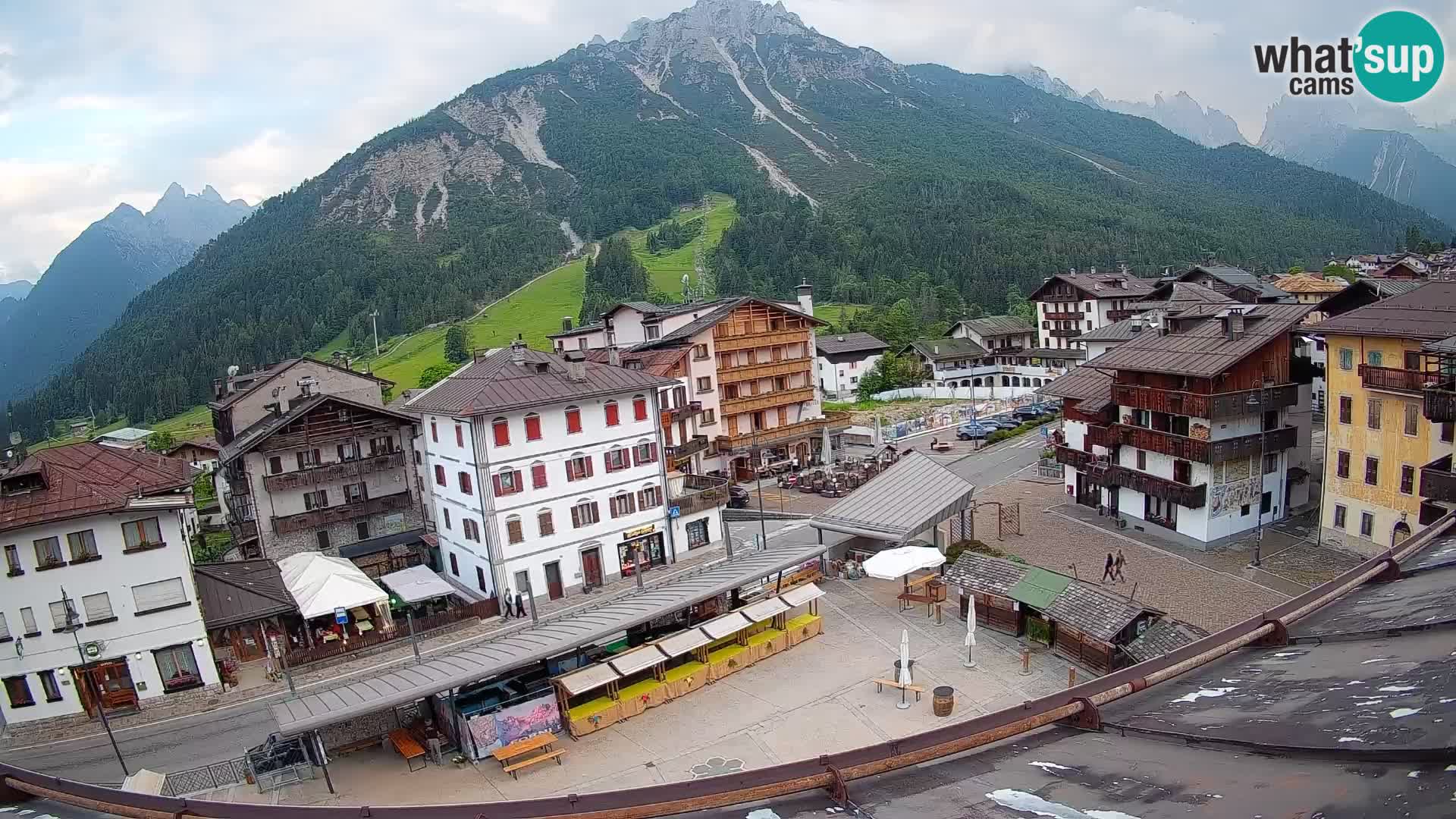 Hauptplatz von Forni di Sopra