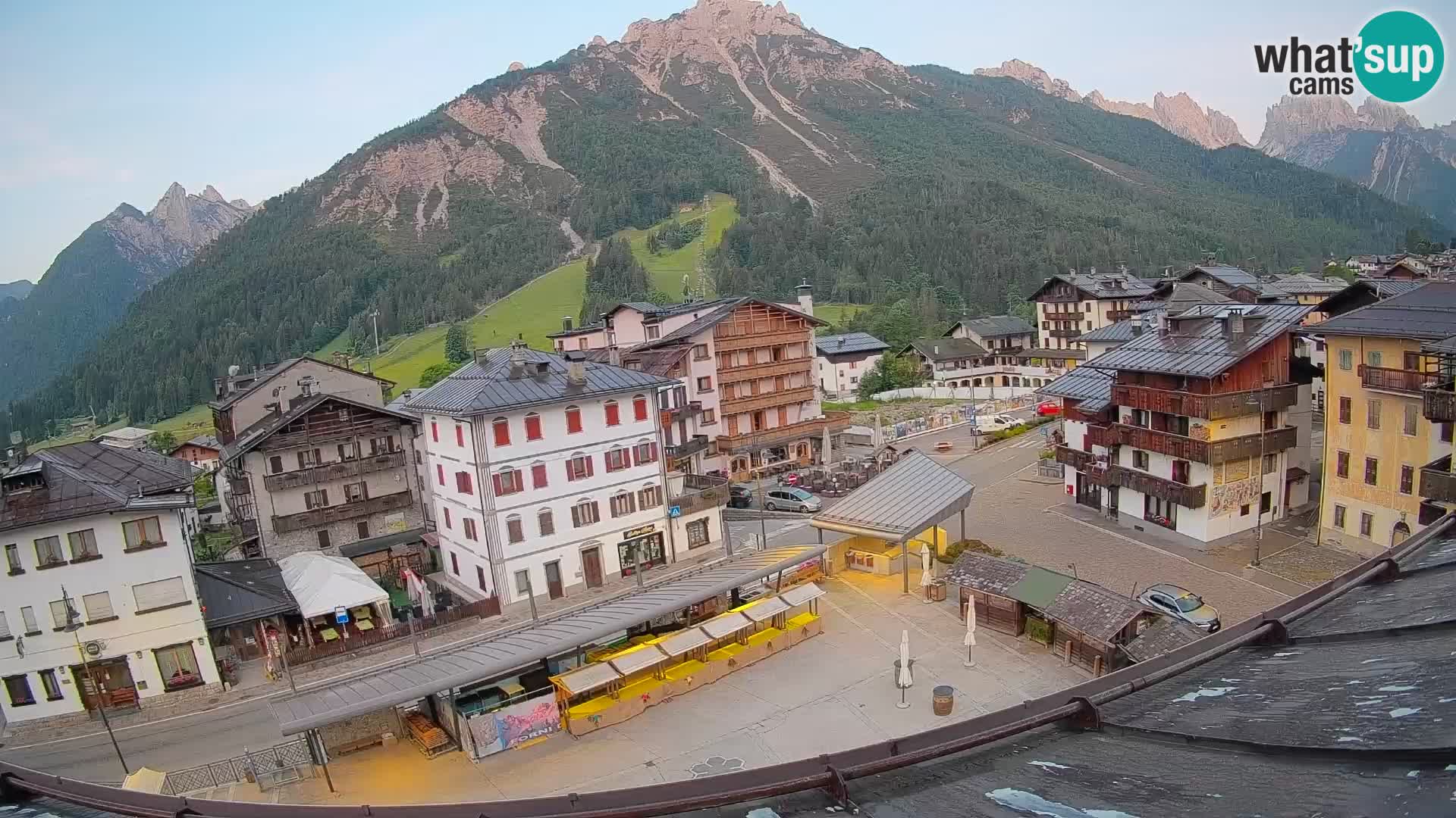 Hauptplatz von Forni di Sopra