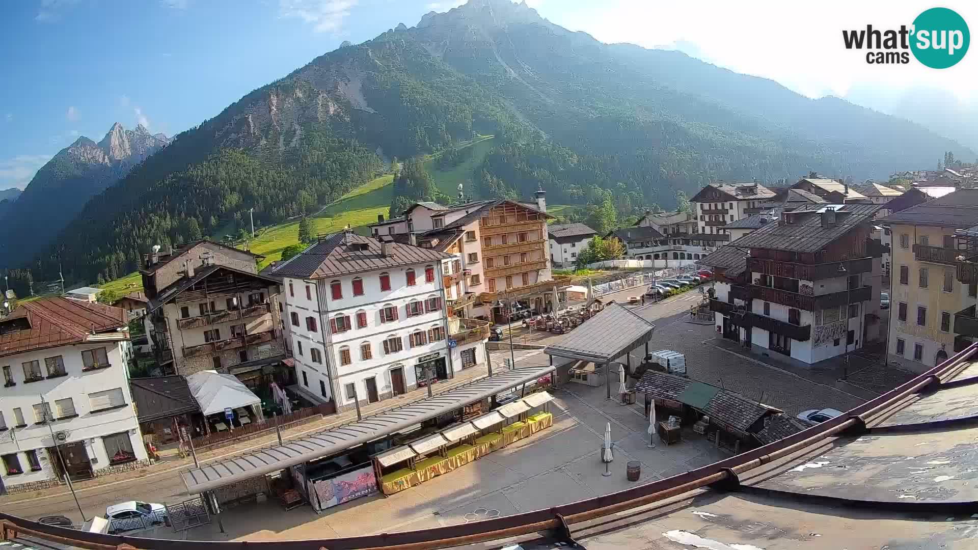 Plaza principal de Forni di Sopra