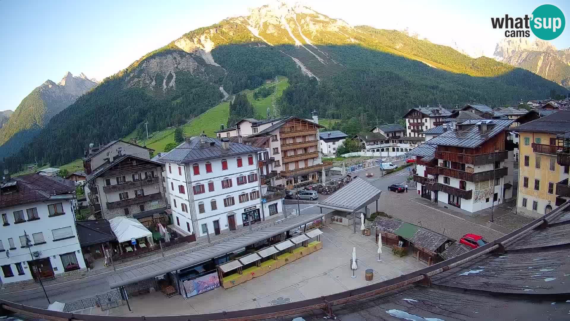 Plaza principal de Forni di Sopra