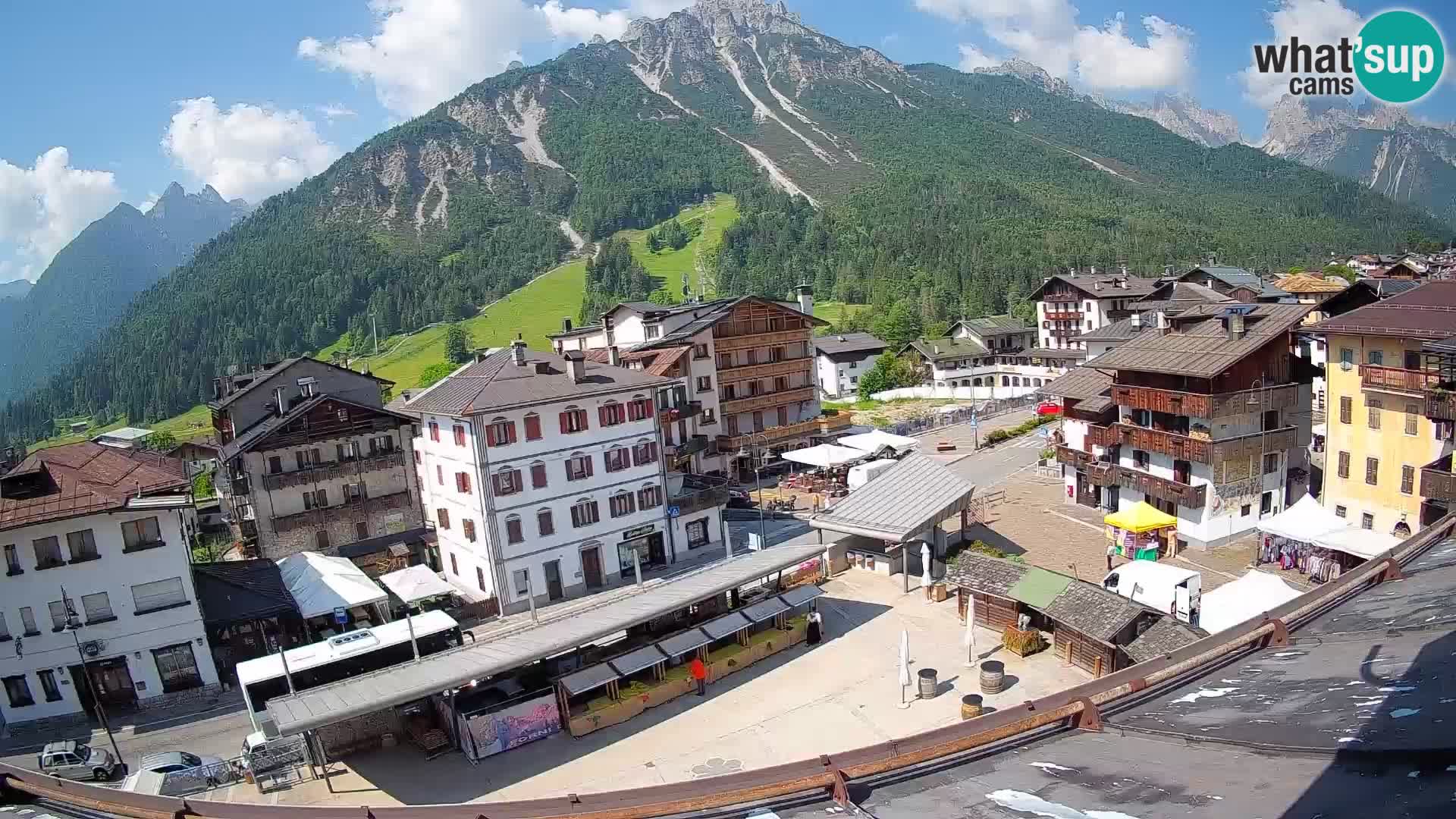 Hauptplatz von Forni di Sopra