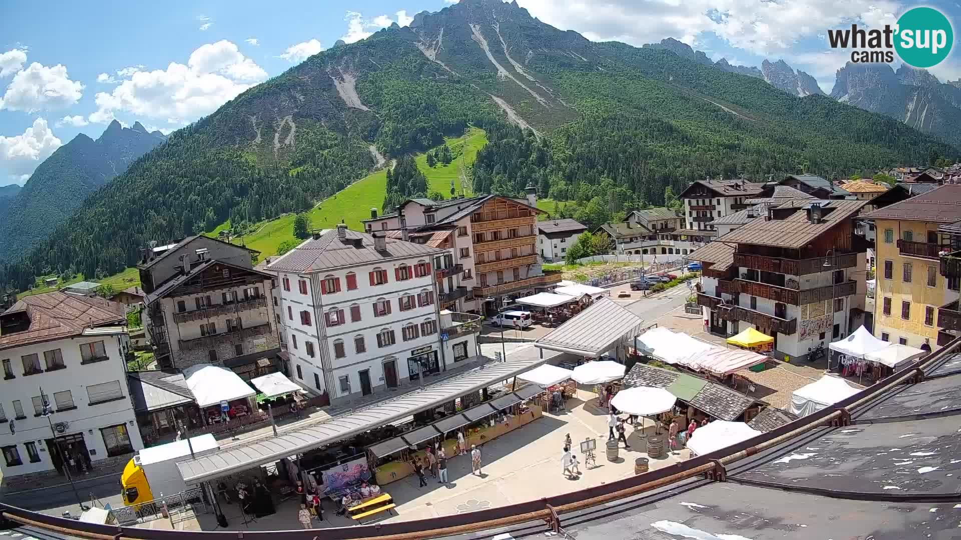 Forni di Sopra main square
