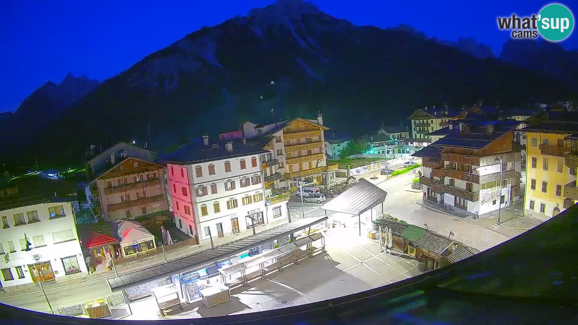 Hauptplatz von Forni di Sopra