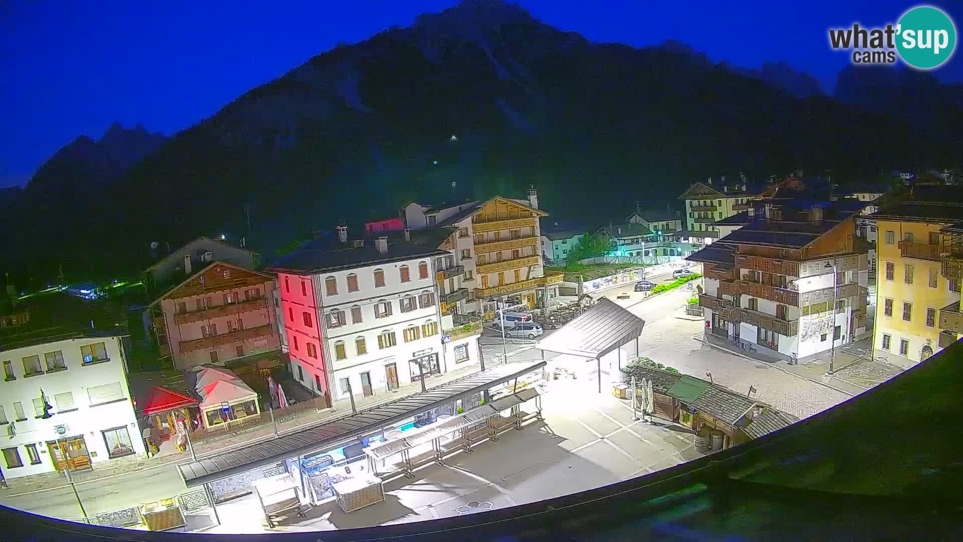 Hauptplatz von Forni di Sopra