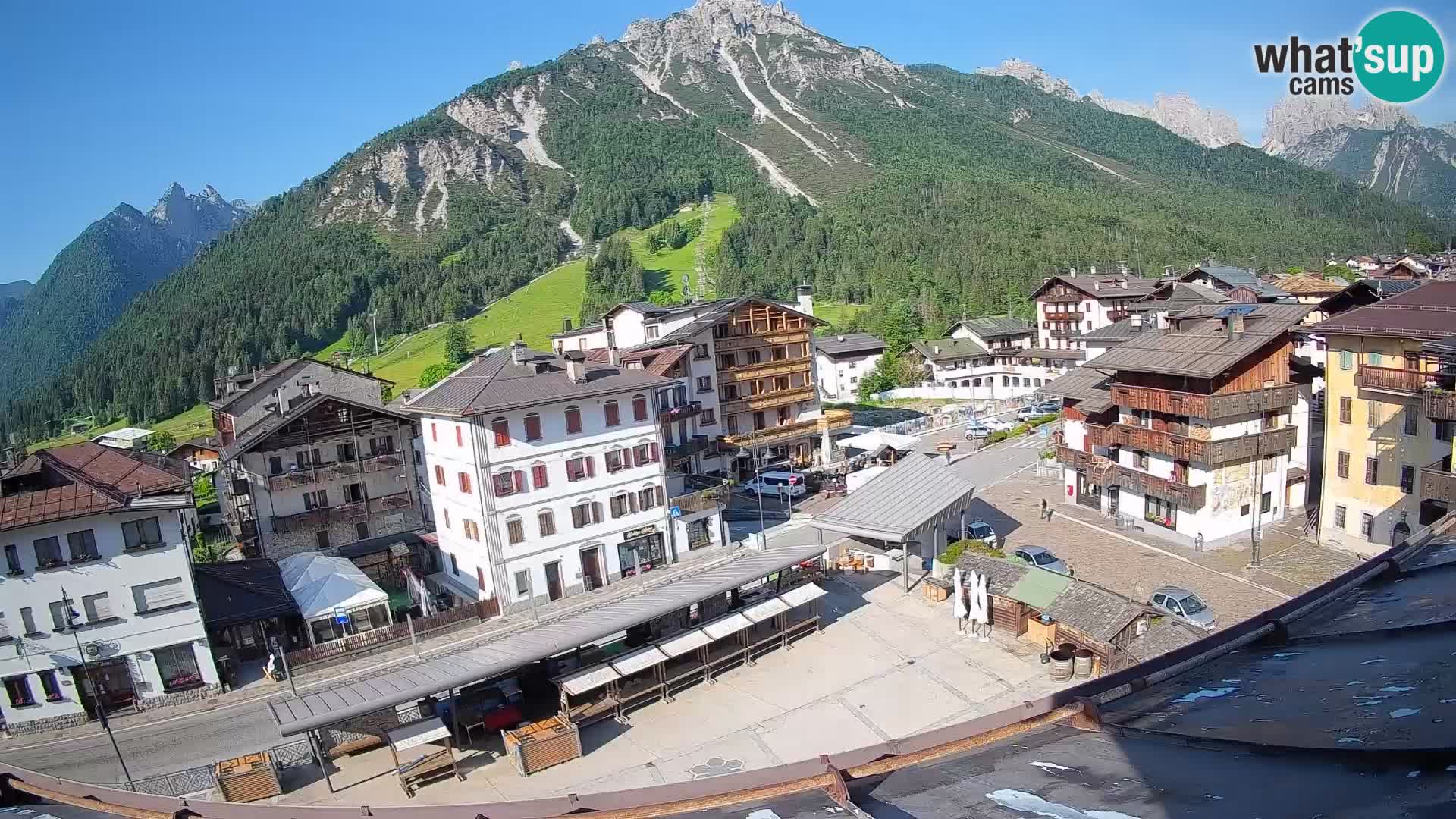 Hauptplatz von Forni di Sopra