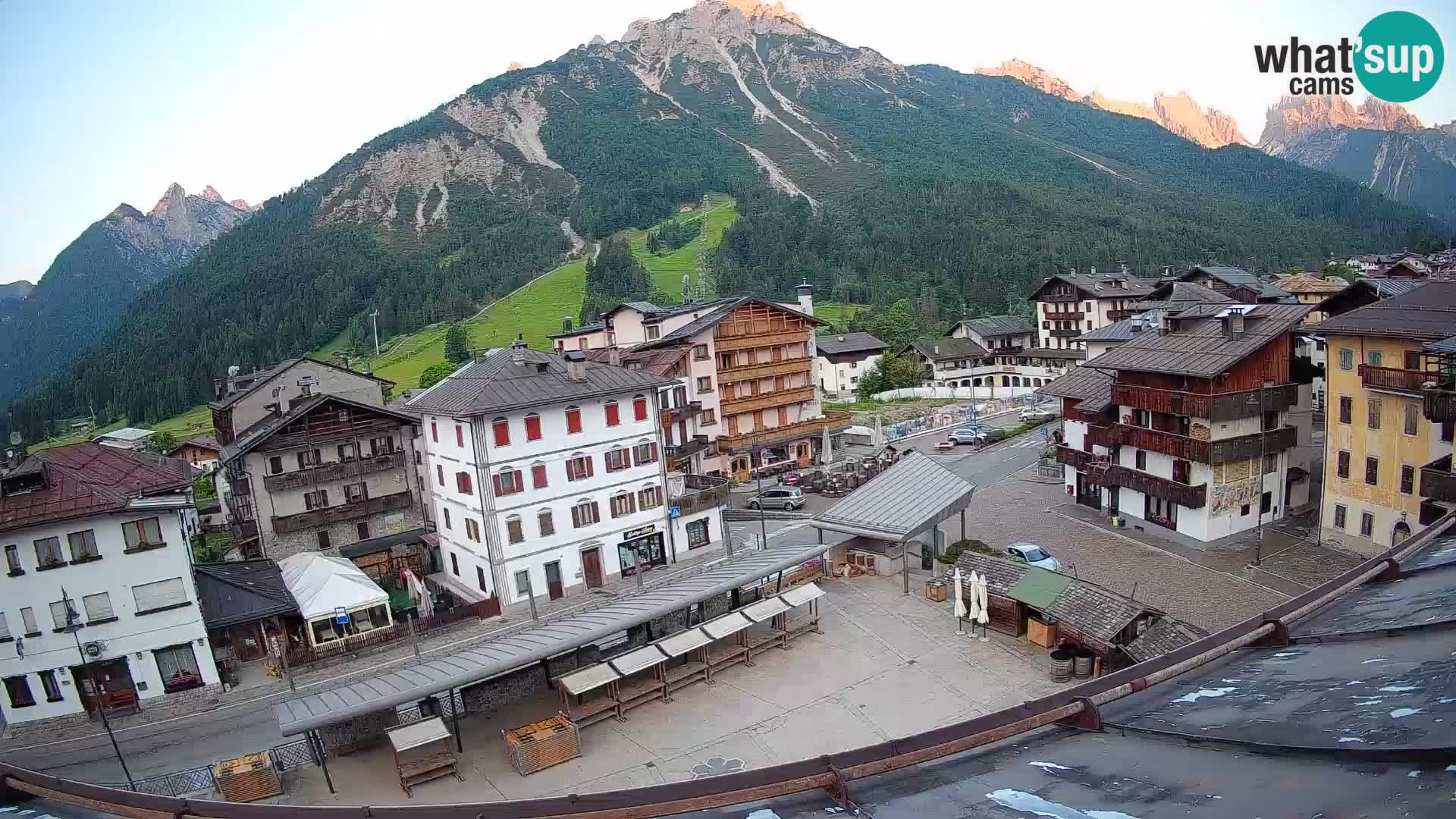 Hauptplatz von Forni di Sopra