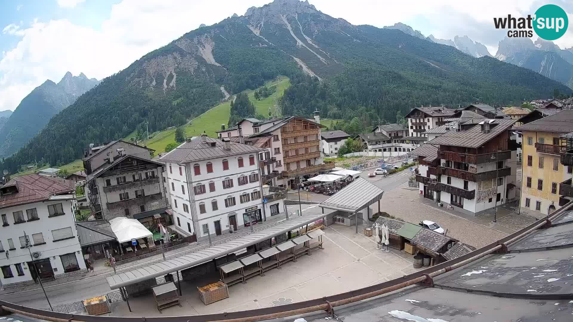 Hauptplatz von Forni di Sopra