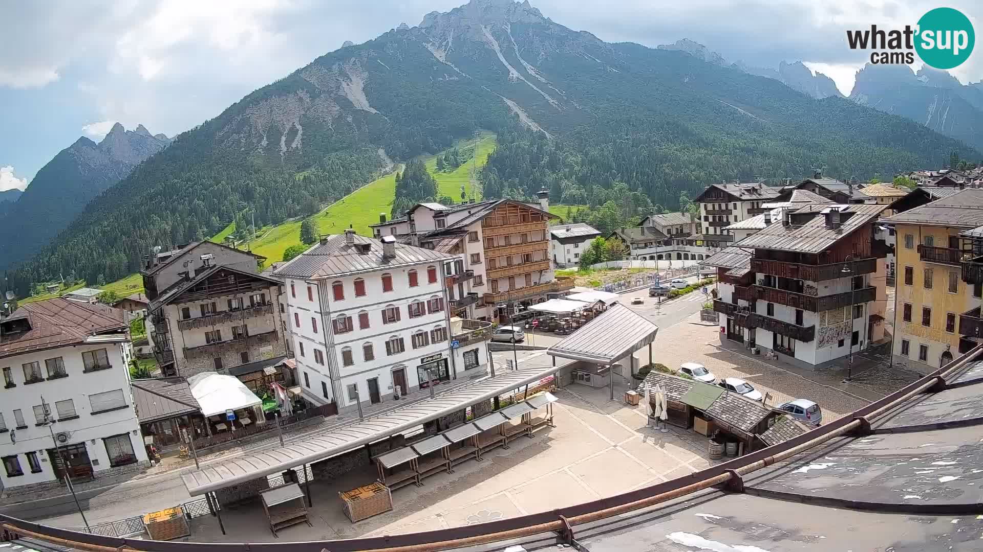 Hauptplatz von Forni di Sopra