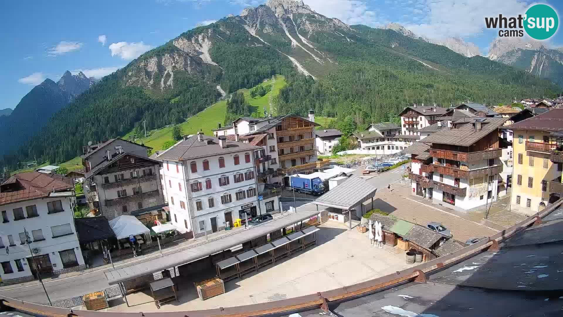 Hauptplatz von Forni di Sopra