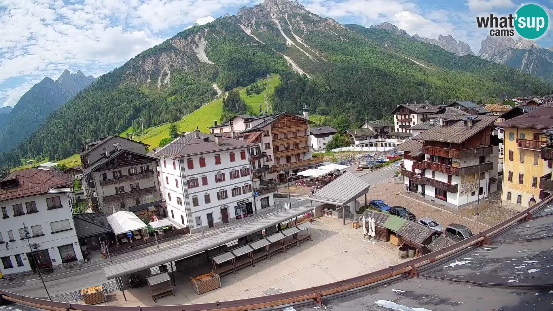 Hauptplatz von Forni di Sopra