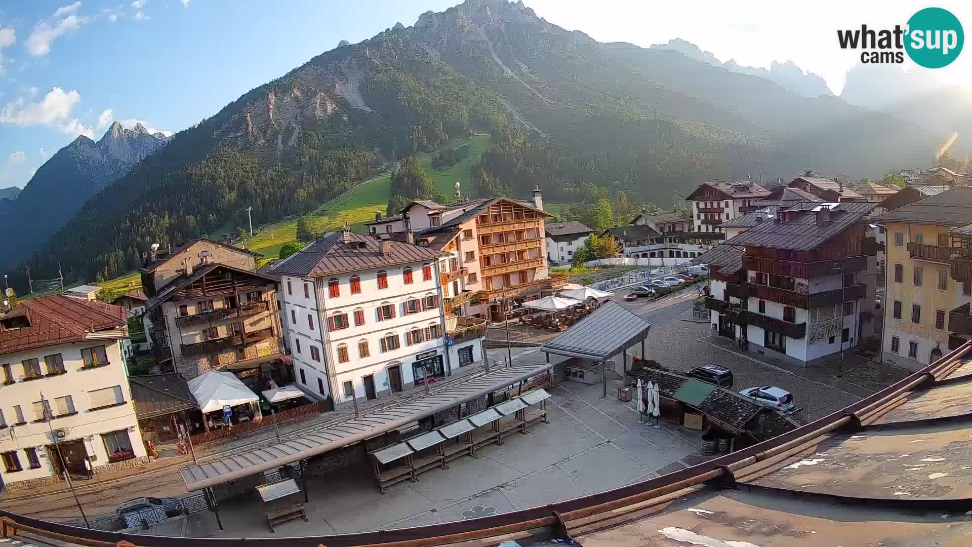 Hauptplatz von Forni di Sopra