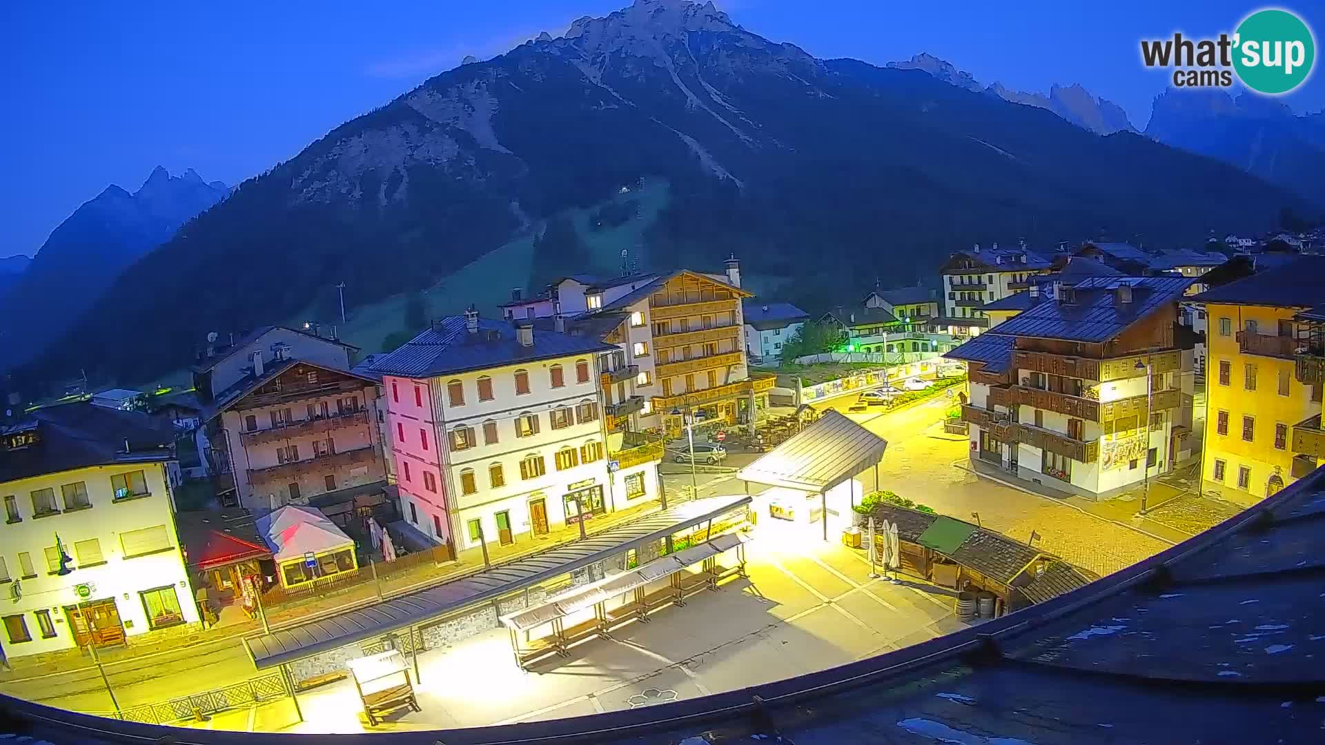 Hauptplatz von Forni di Sopra