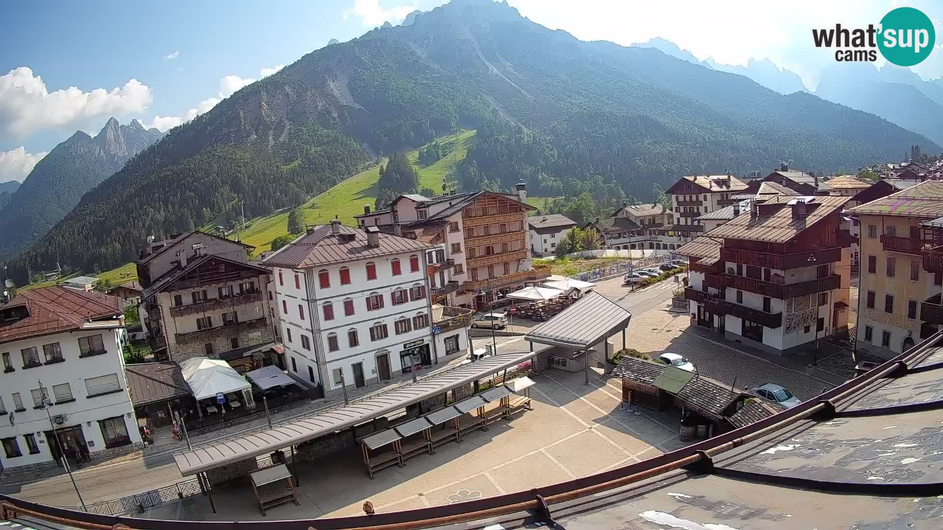 Hauptplatz von Forni di Sopra