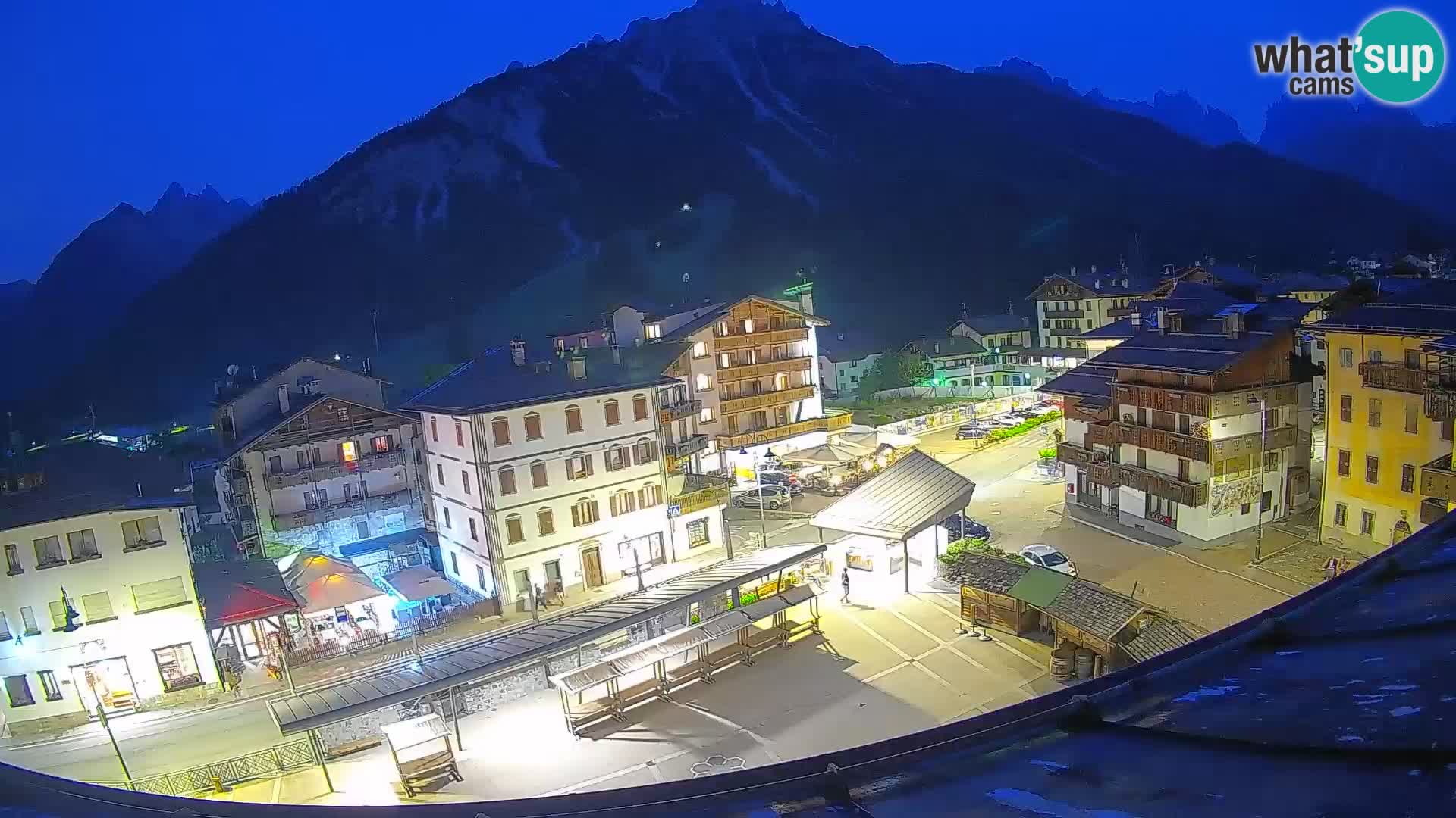 Hauptplatz von Forni di Sopra