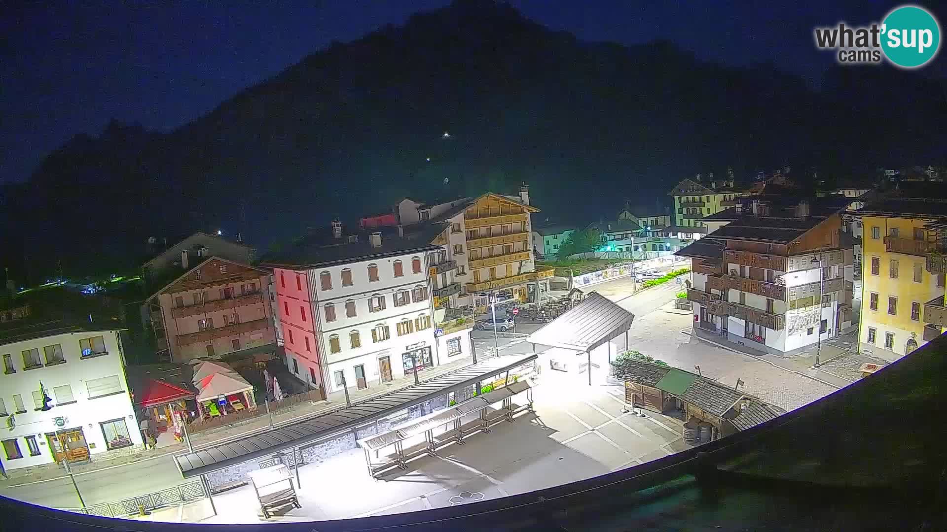 Hauptplatz von Forni di Sopra