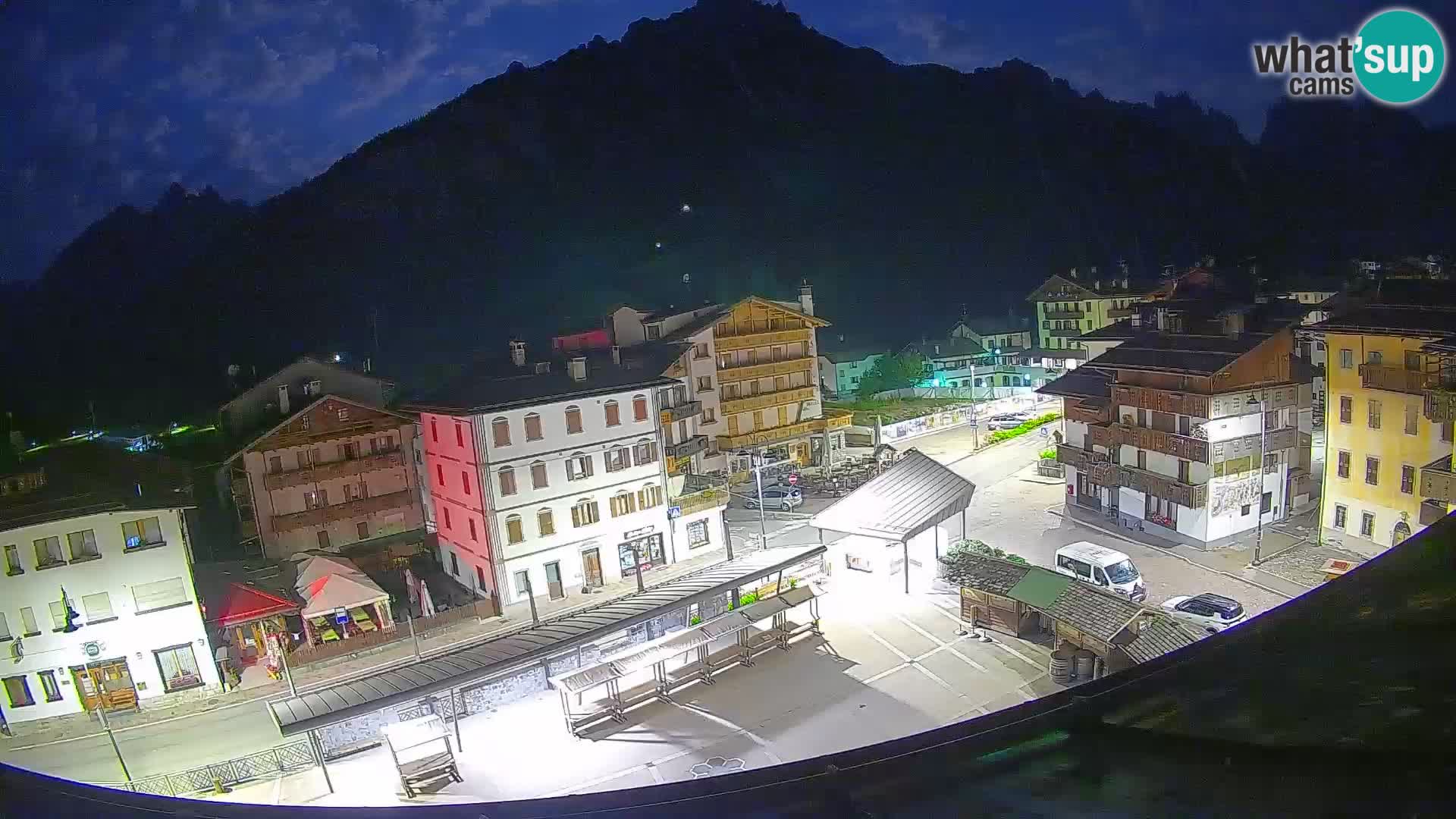 Hauptplatz von Forni di Sopra