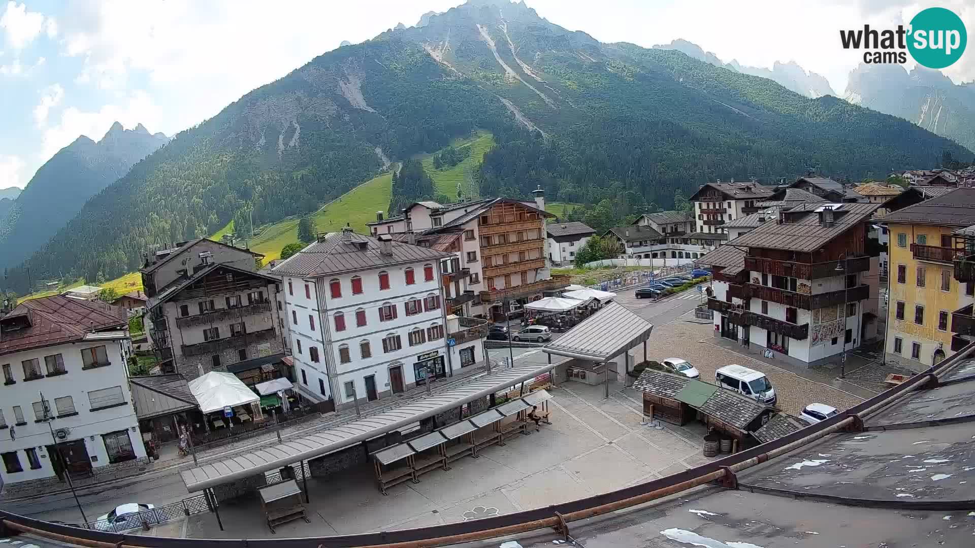 Hauptplatz von Forni di Sopra