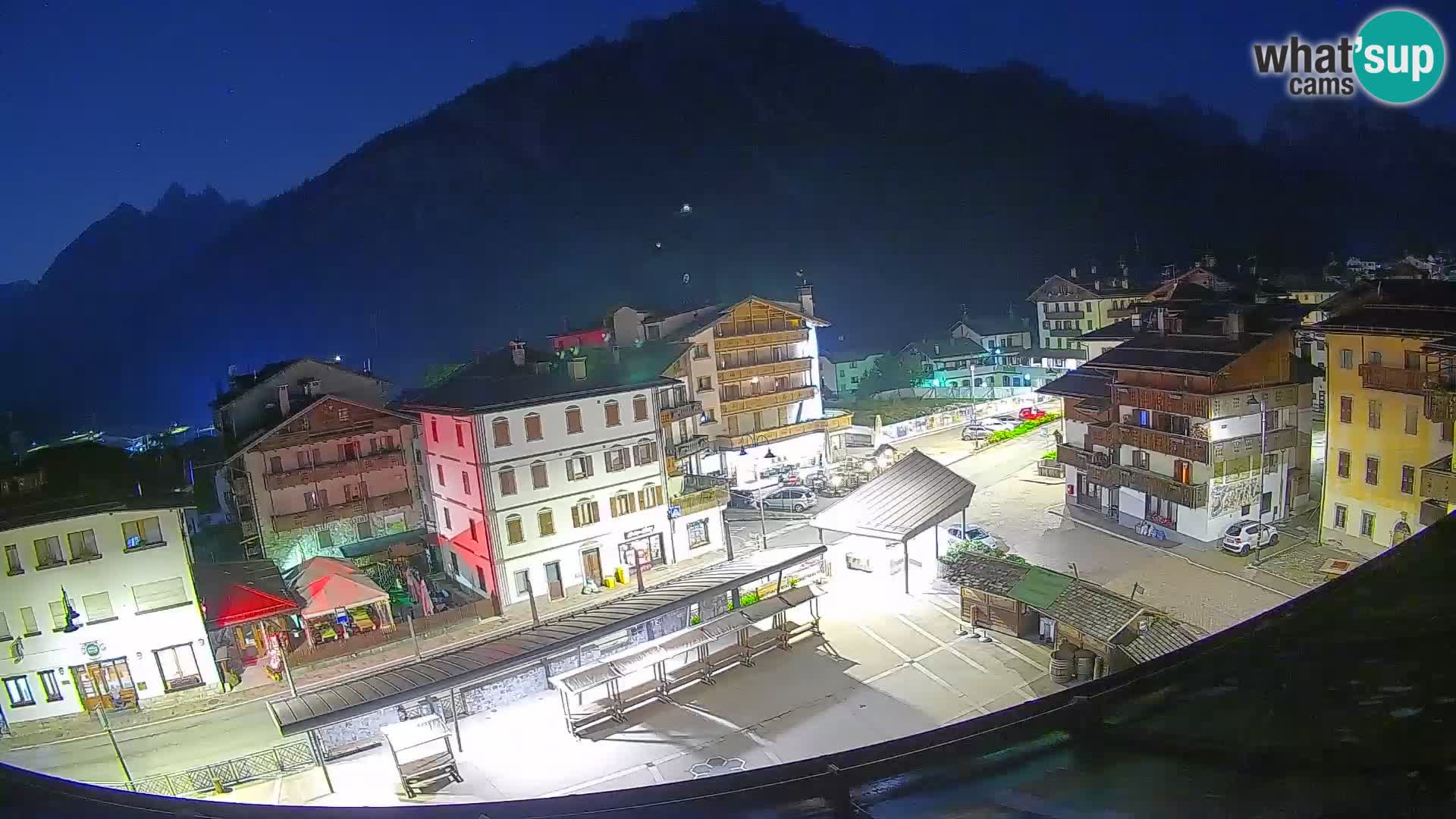 Hauptplatz von Forni di Sopra
