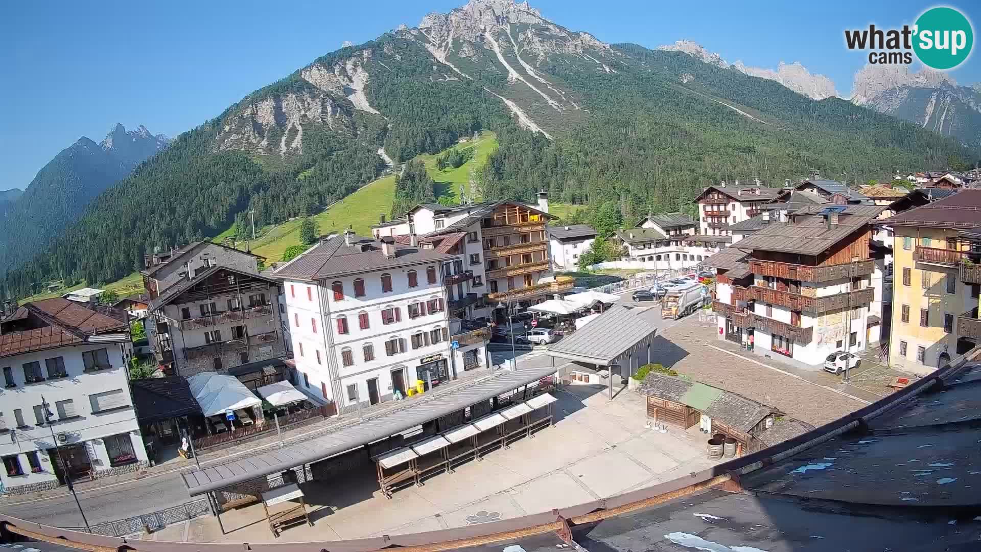 Hauptplatz von Forni di Sopra