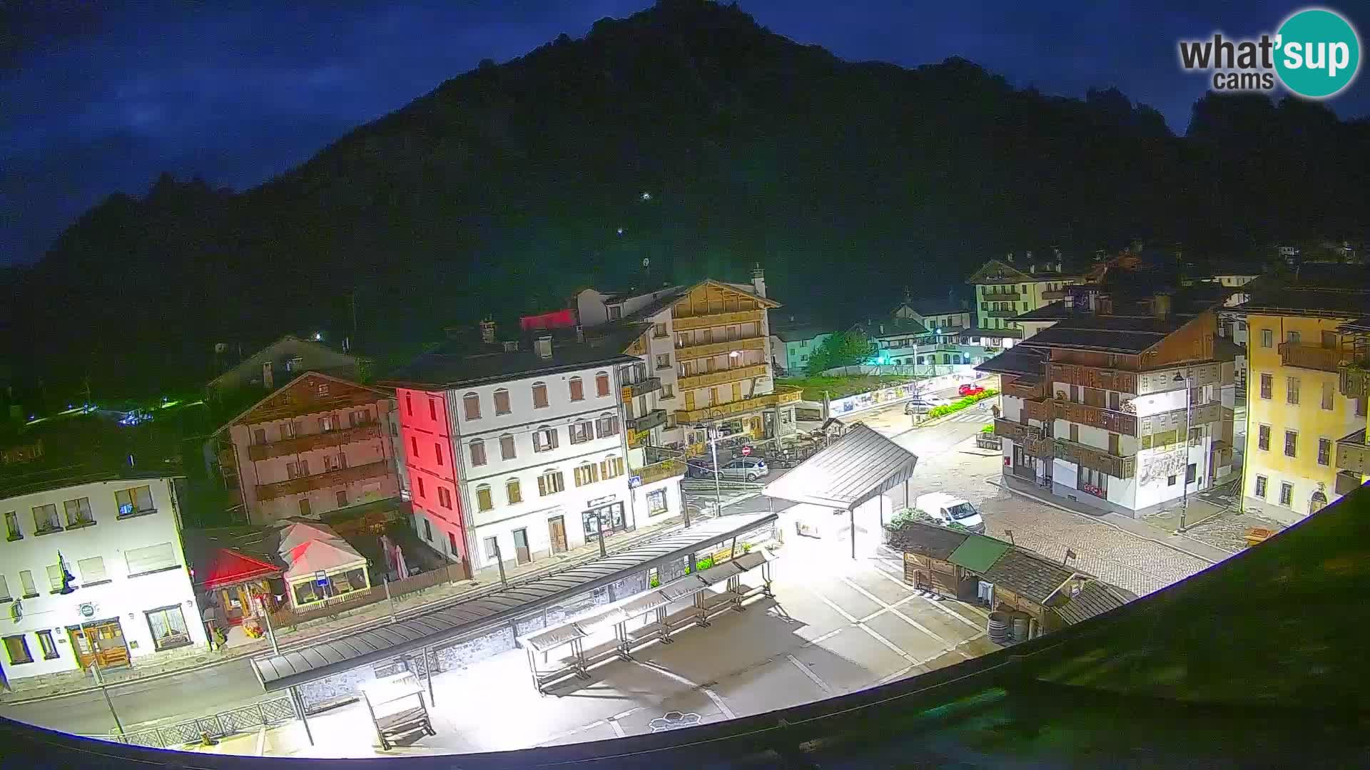 Hauptplatz von Forni di Sopra
