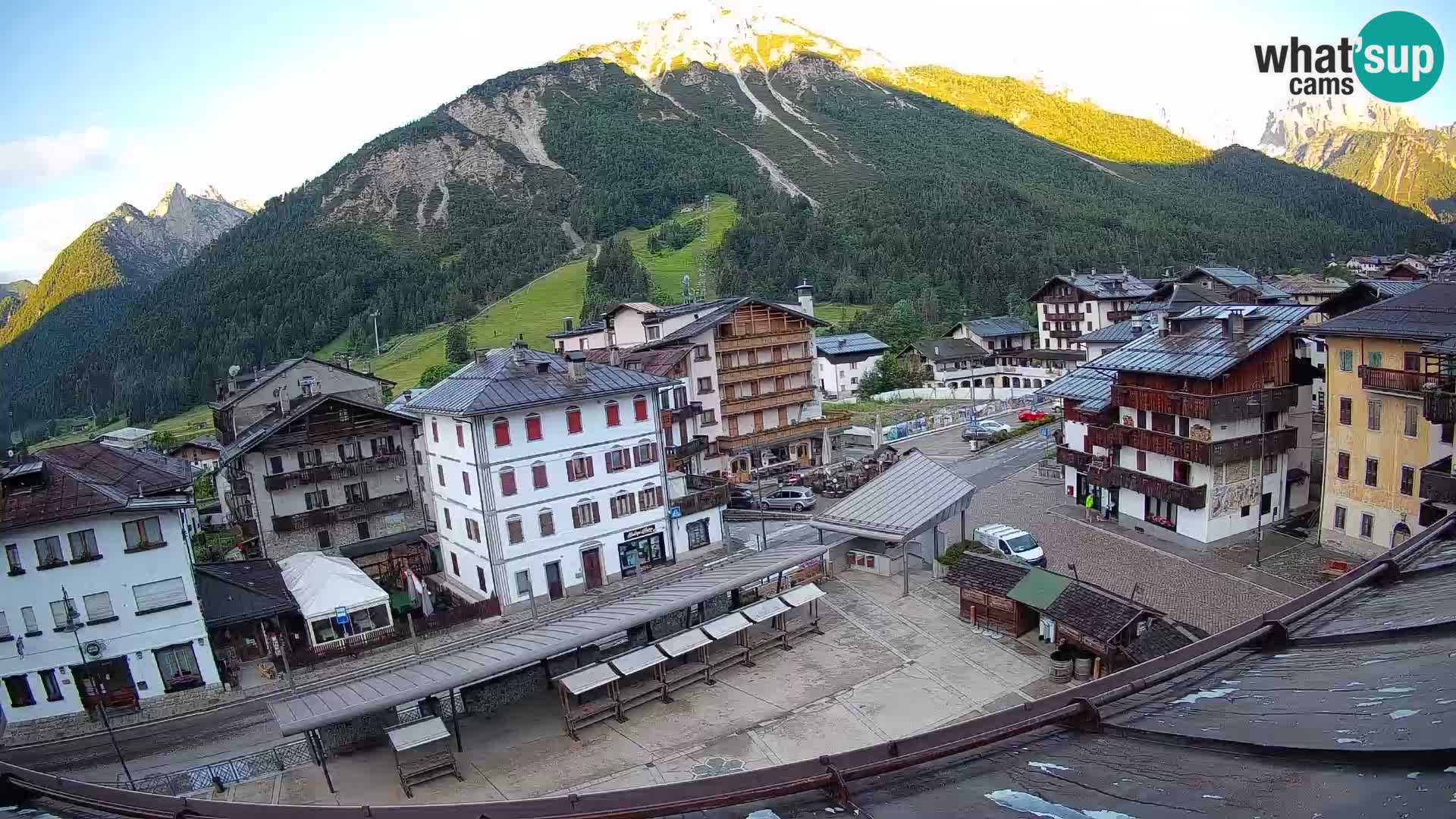Hauptplatz von Forni di Sopra