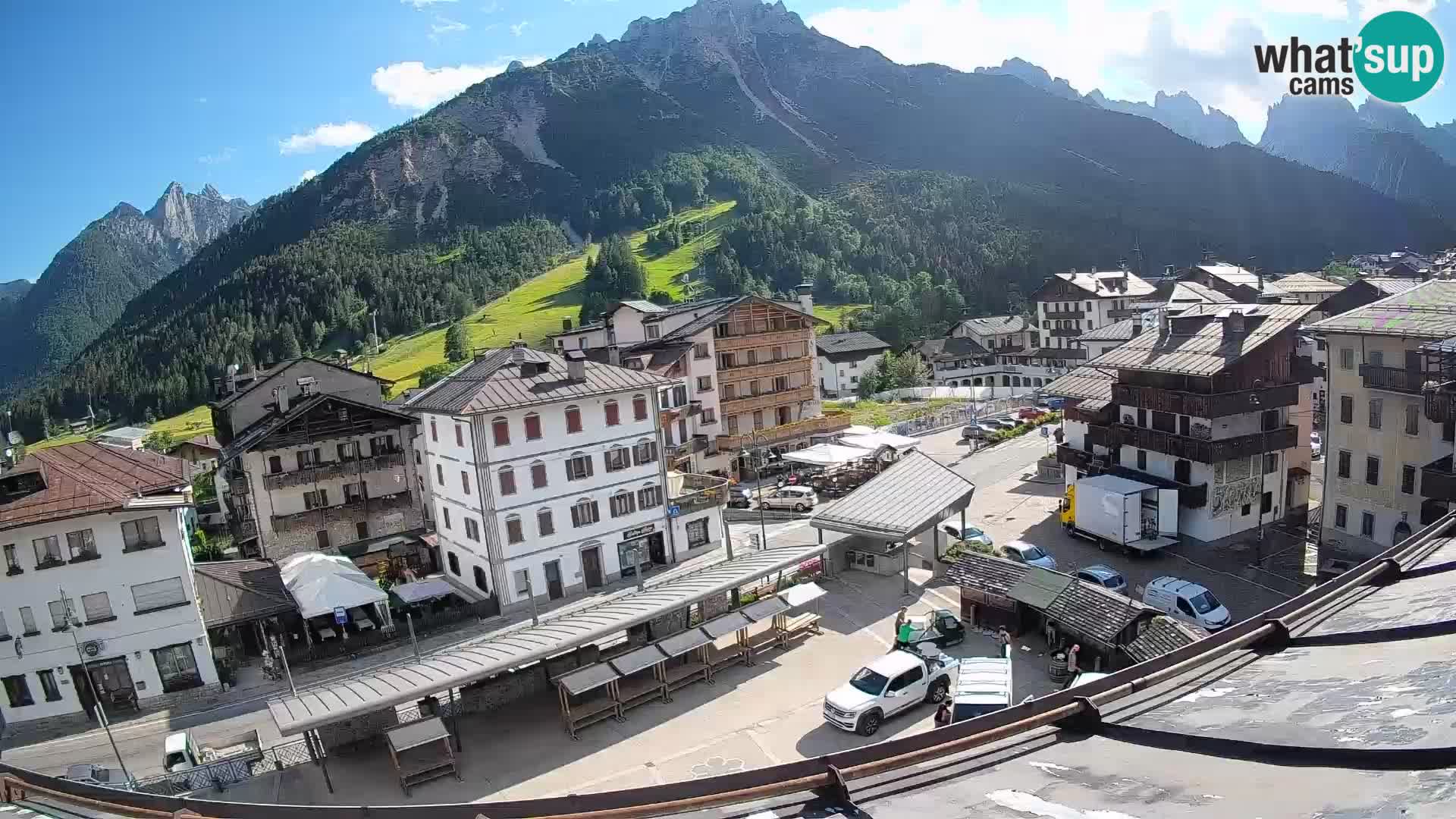 Hauptplatz von Forni di Sopra