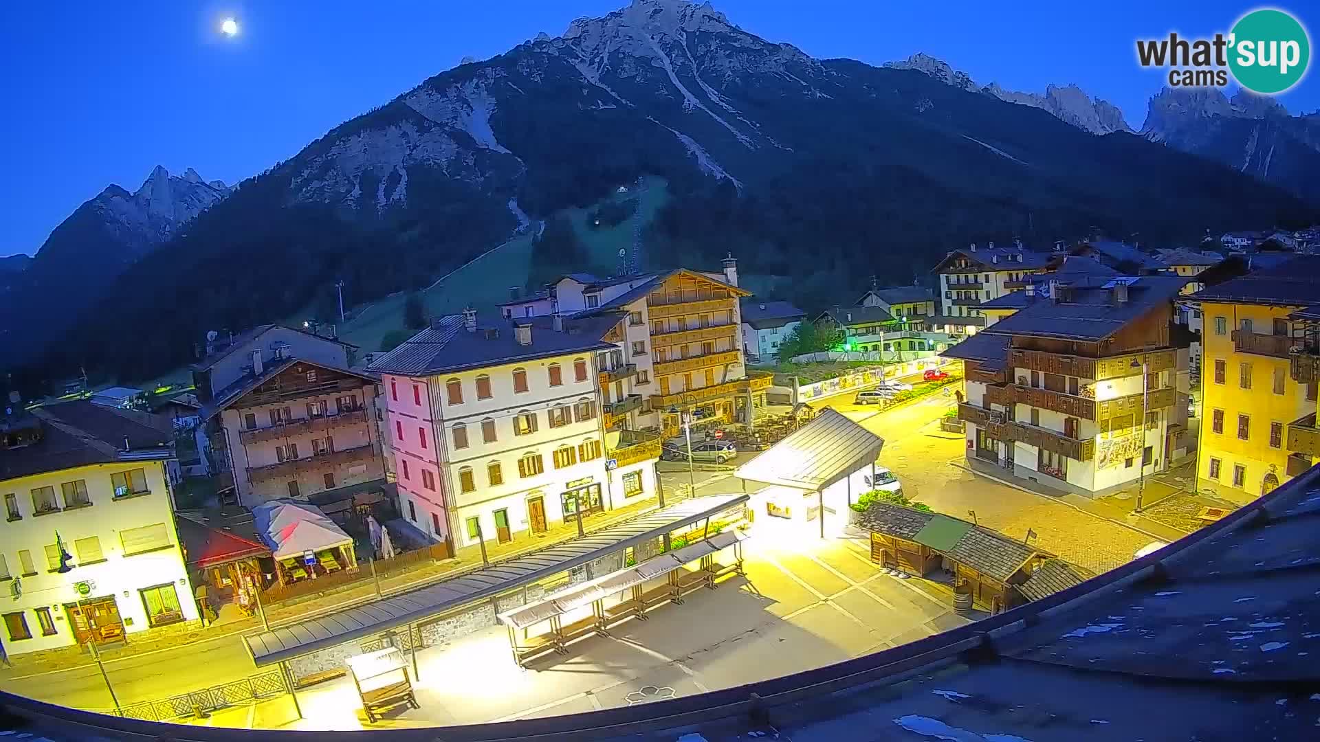 Hauptplatz von Forni di Sopra
