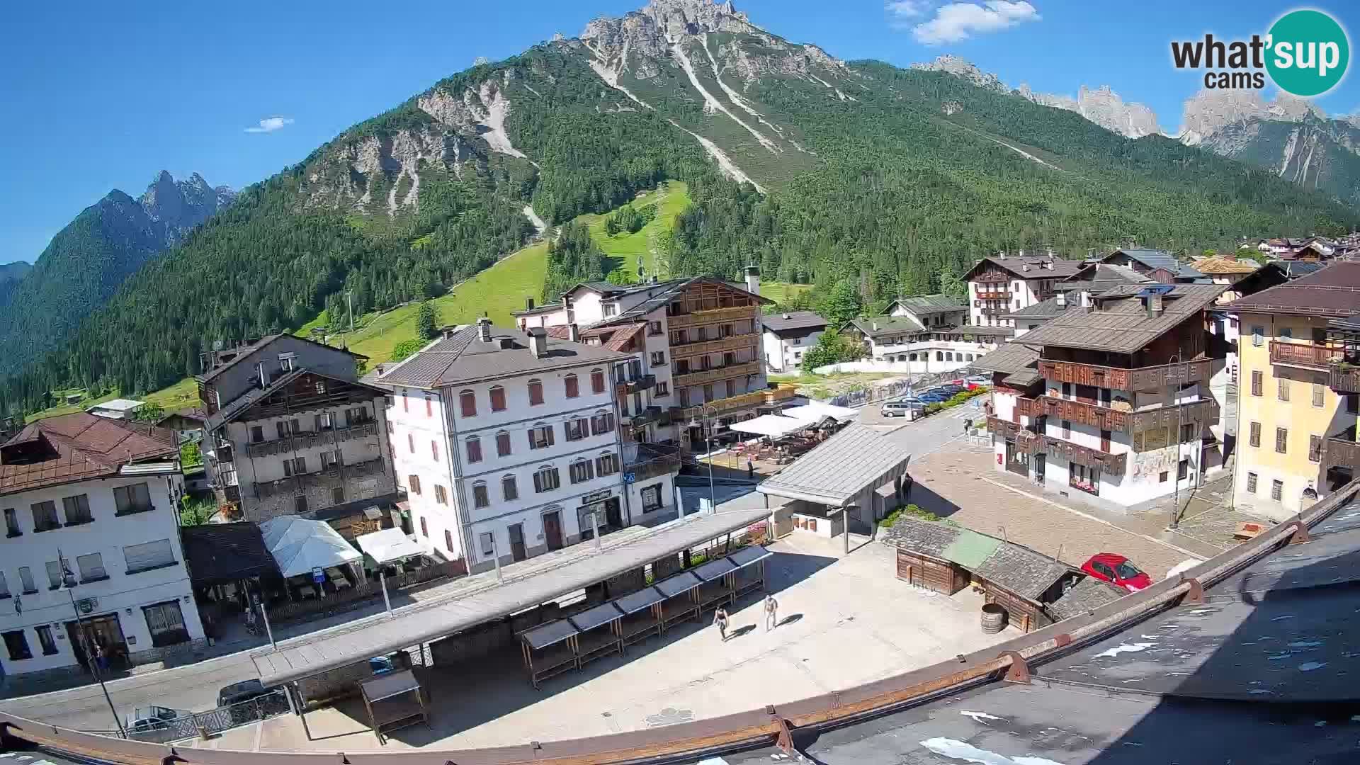 Hauptplatz von Forni di Sopra