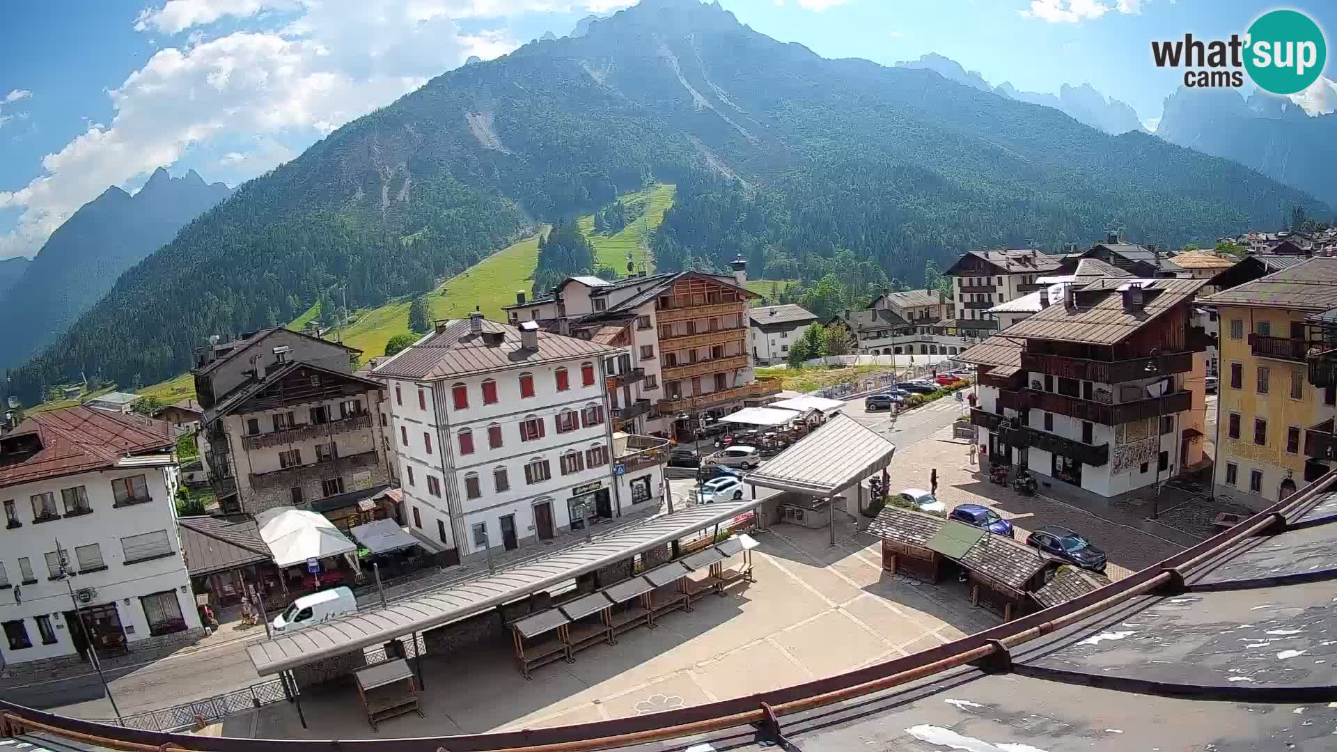 Hauptplatz von Forni di Sopra