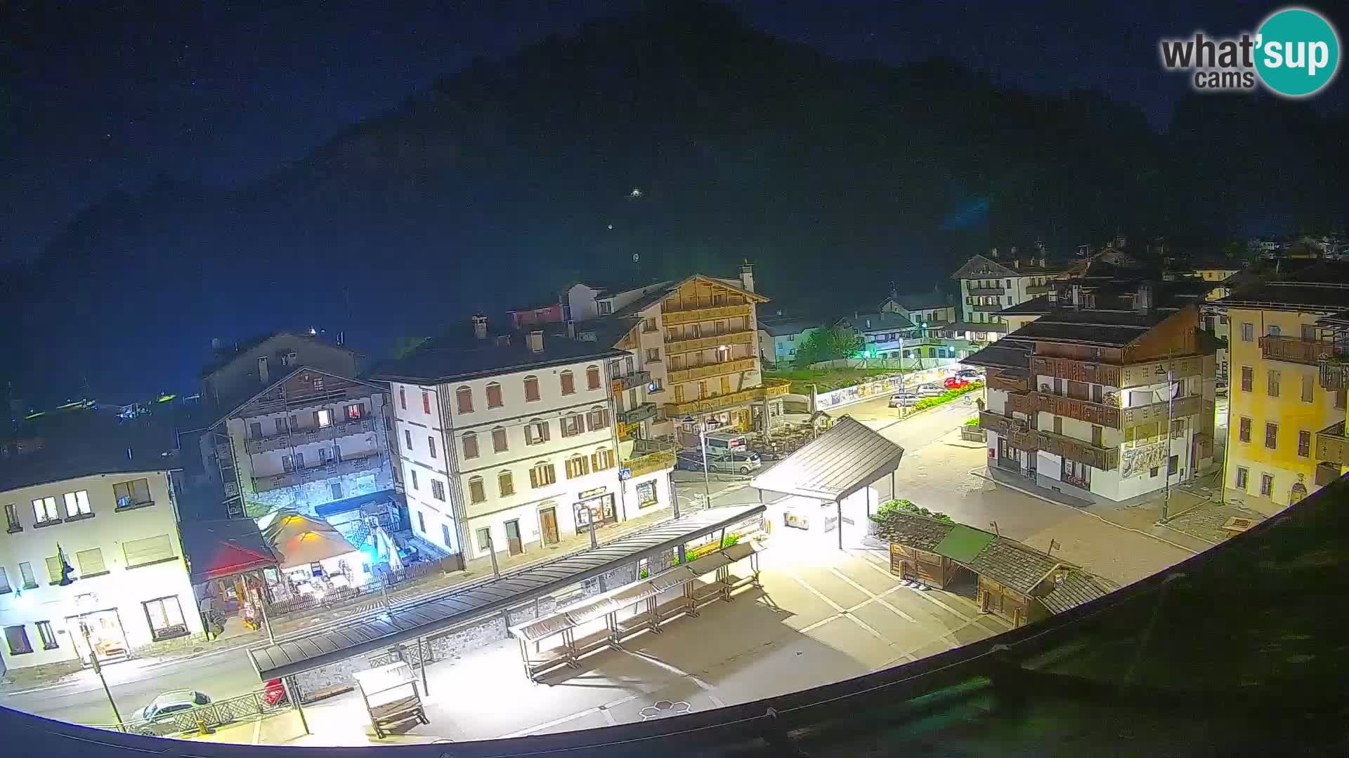 Hauptplatz von Forni di Sopra