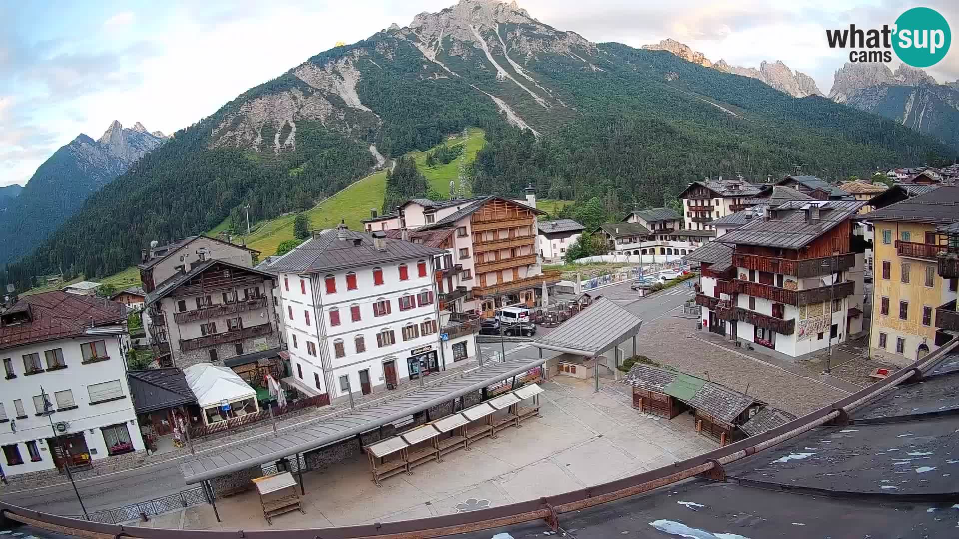 Hauptplatz von Forni di Sopra