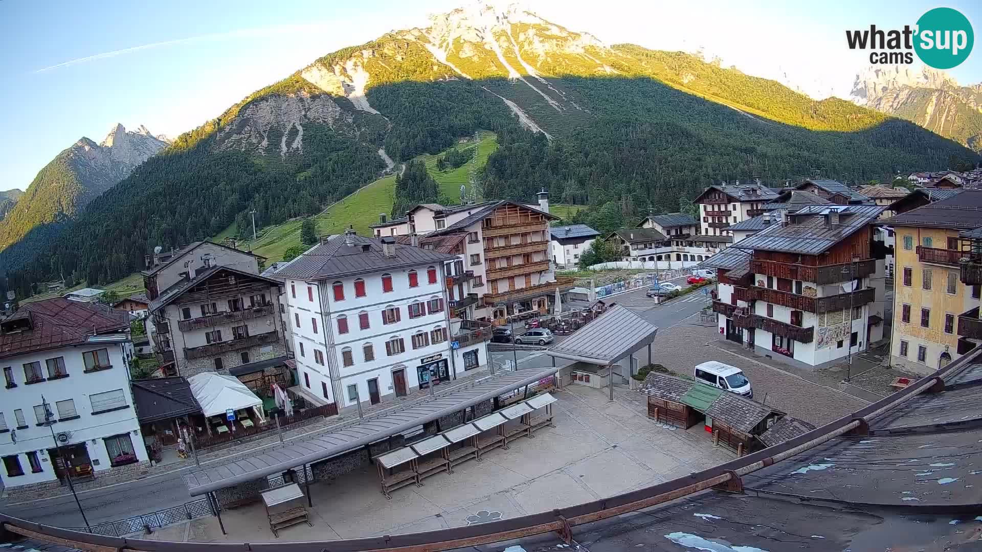 Hauptplatz von Forni di Sopra