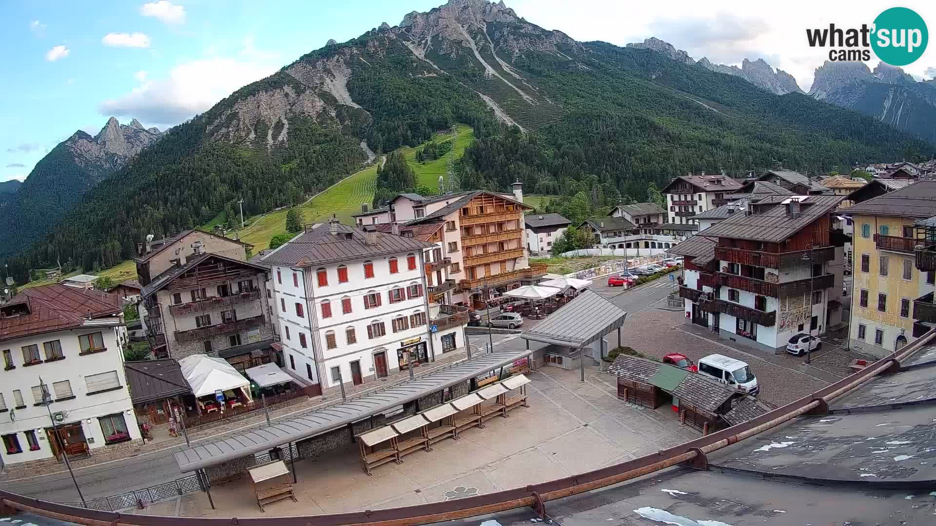 Hauptplatz von Forni di Sopra