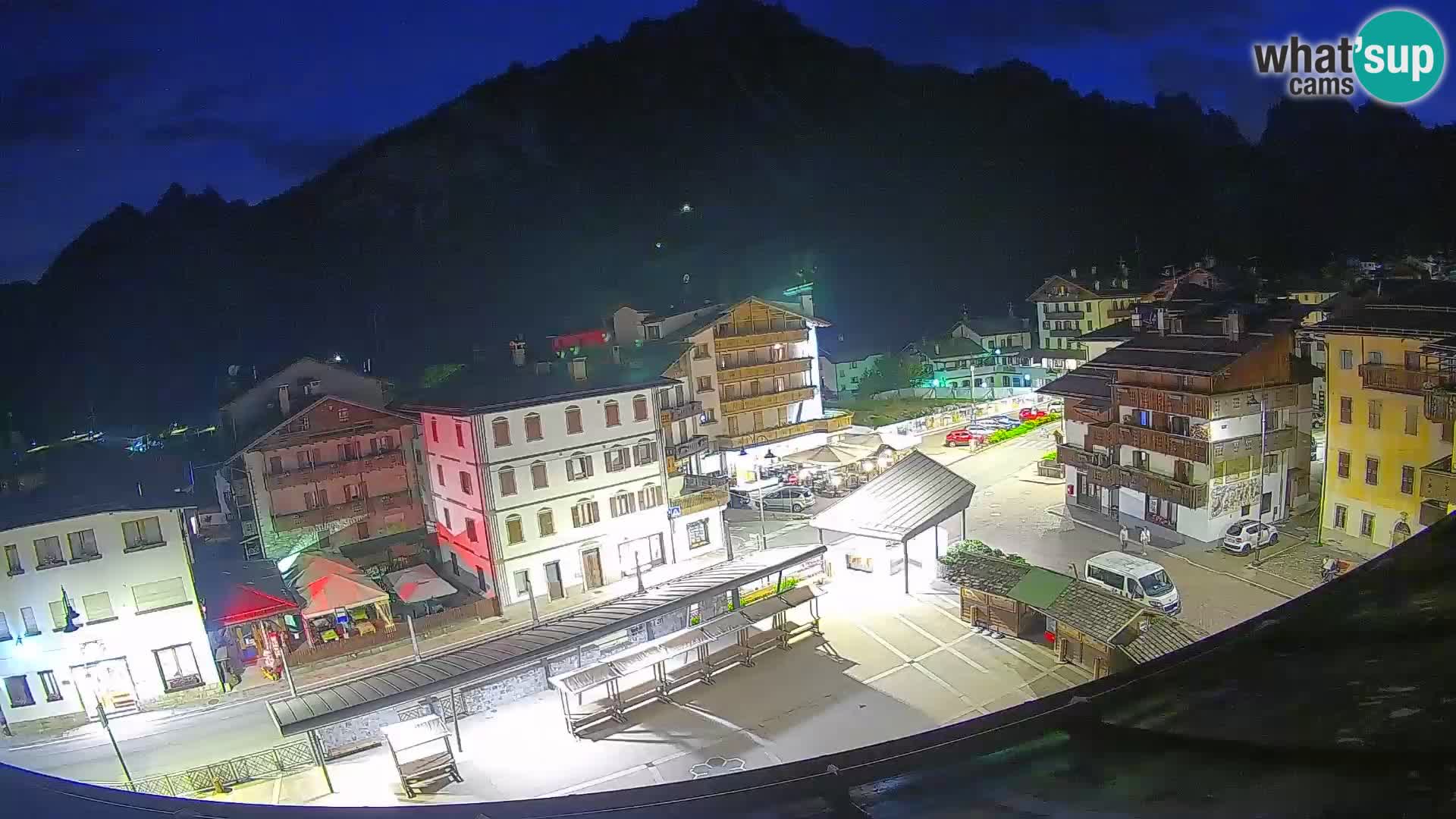 Hauptplatz von Forni di Sopra