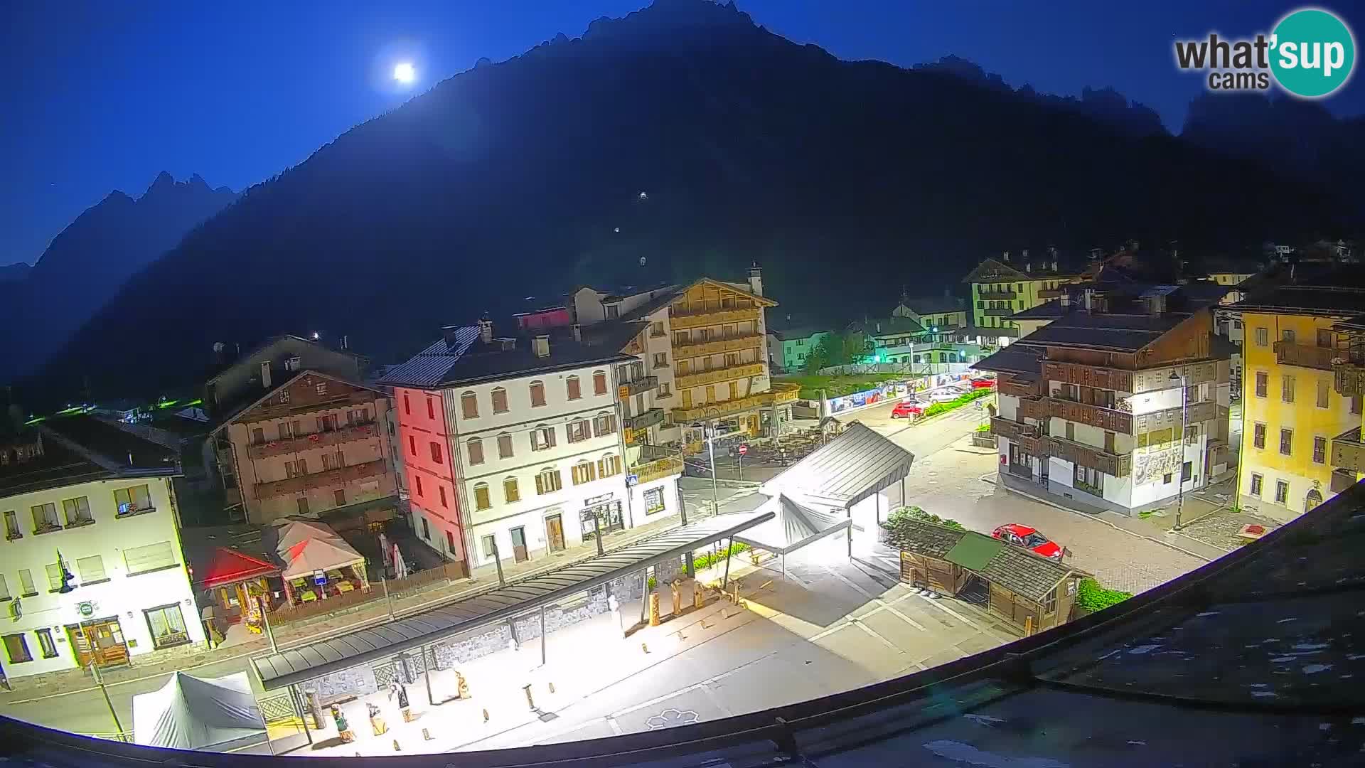 Hauptplatz von Forni di Sopra