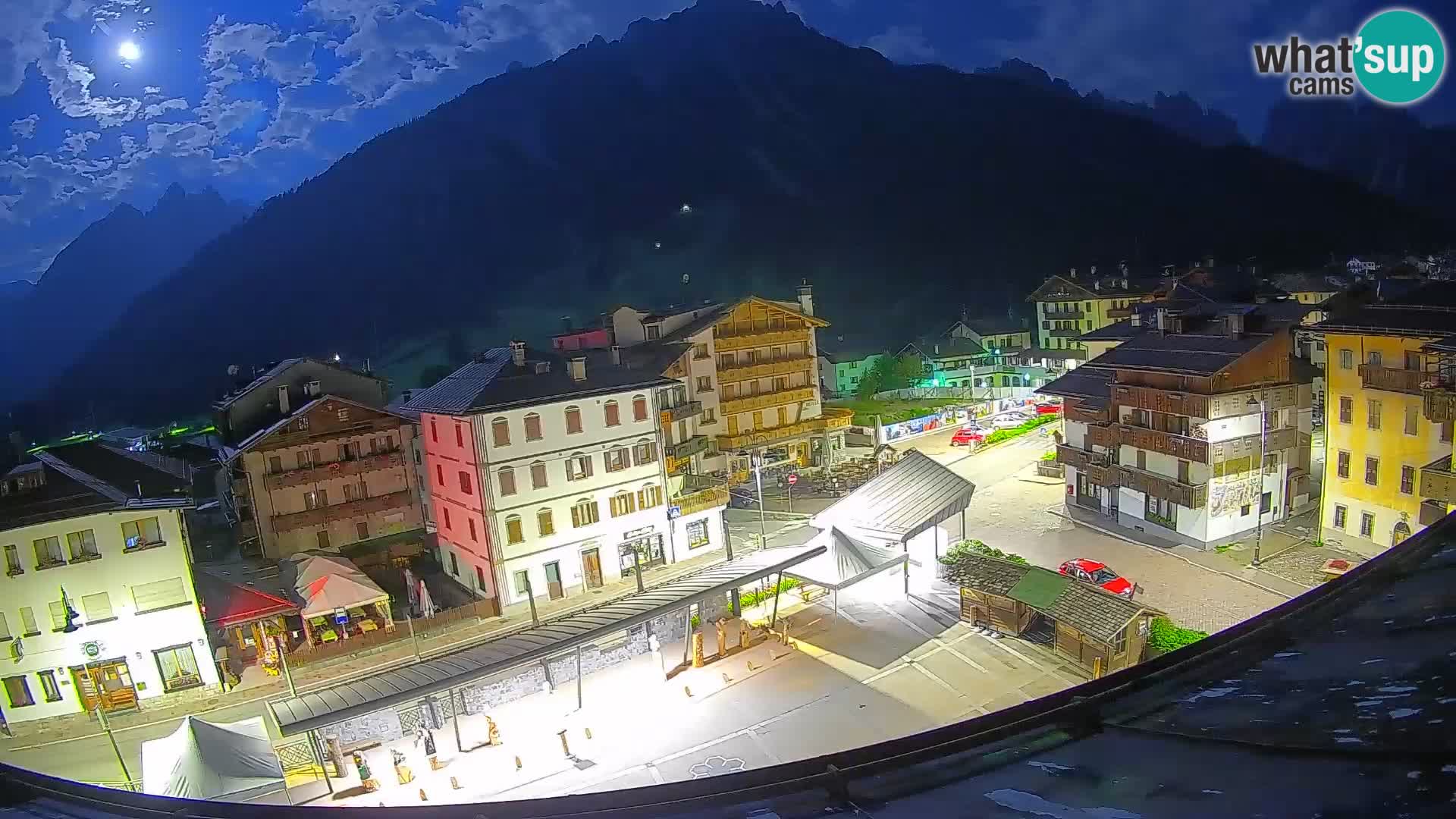 Hauptplatz von Forni di Sopra
