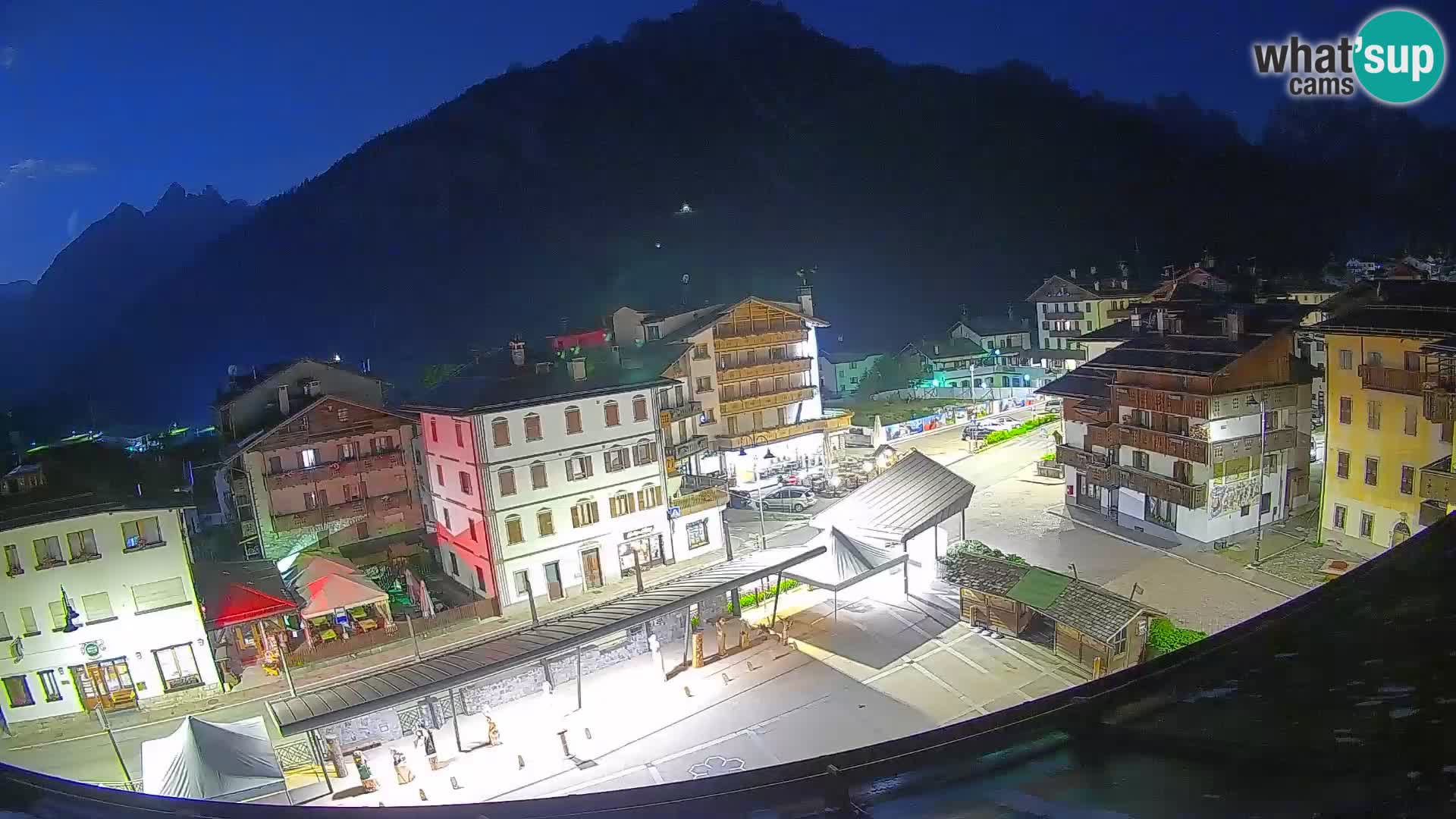 Hauptplatz von Forni di Sopra