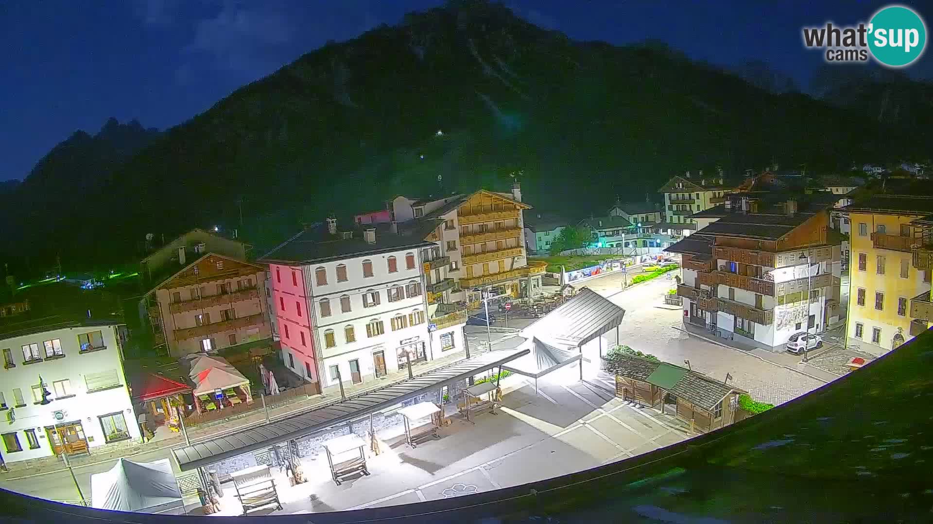 Hauptplatz von Forni di Sopra