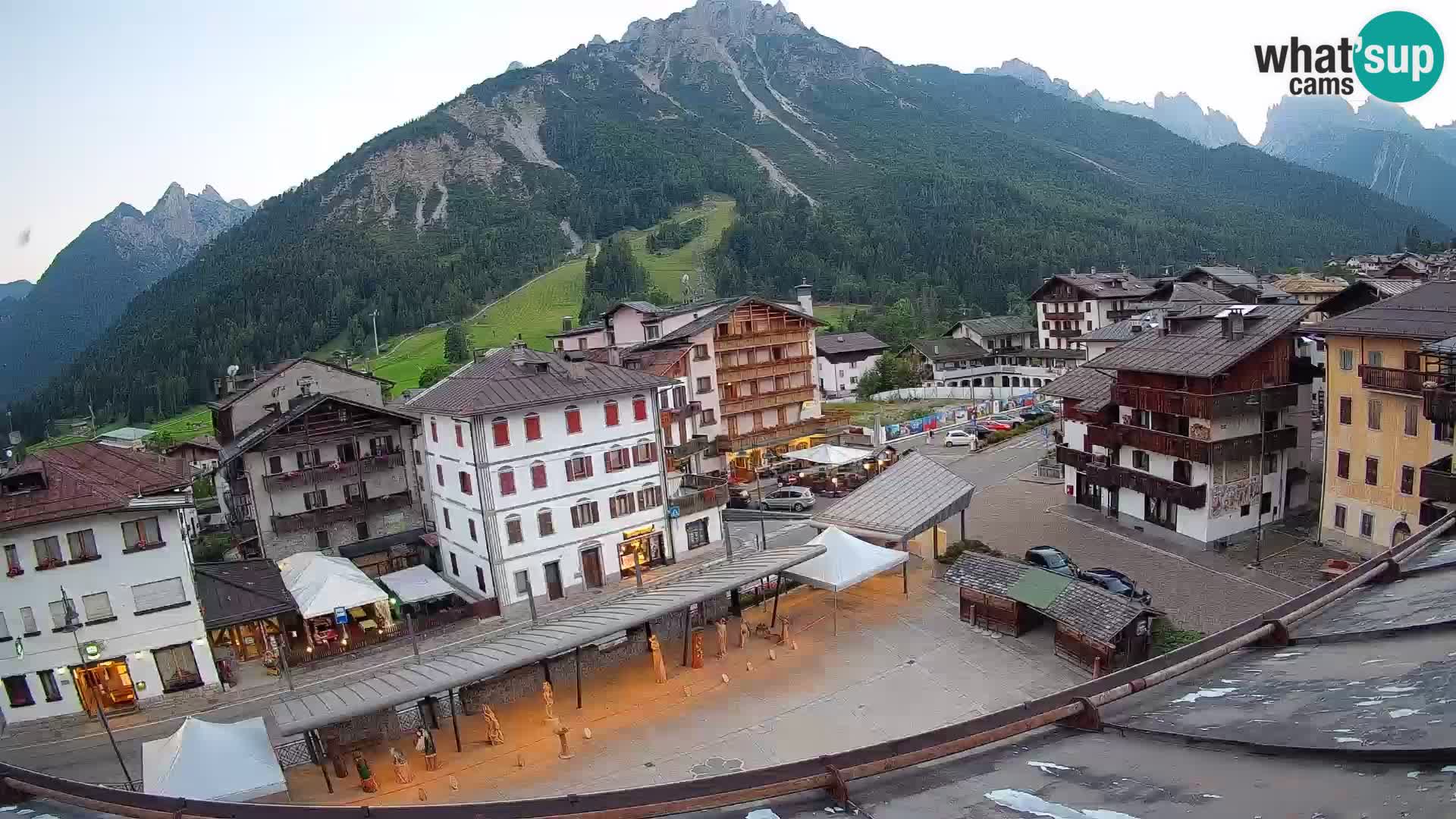 Hauptplatz von Forni di Sopra