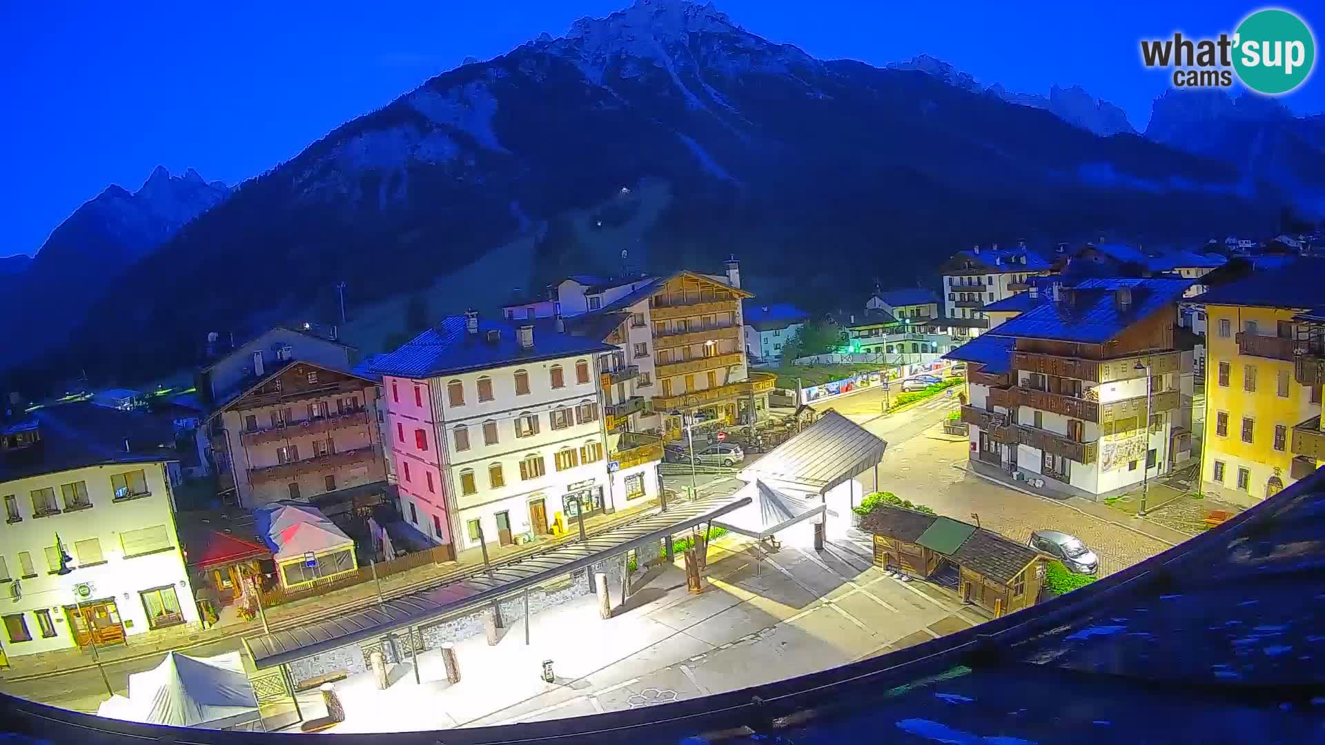 Hauptplatz von Forni di Sopra