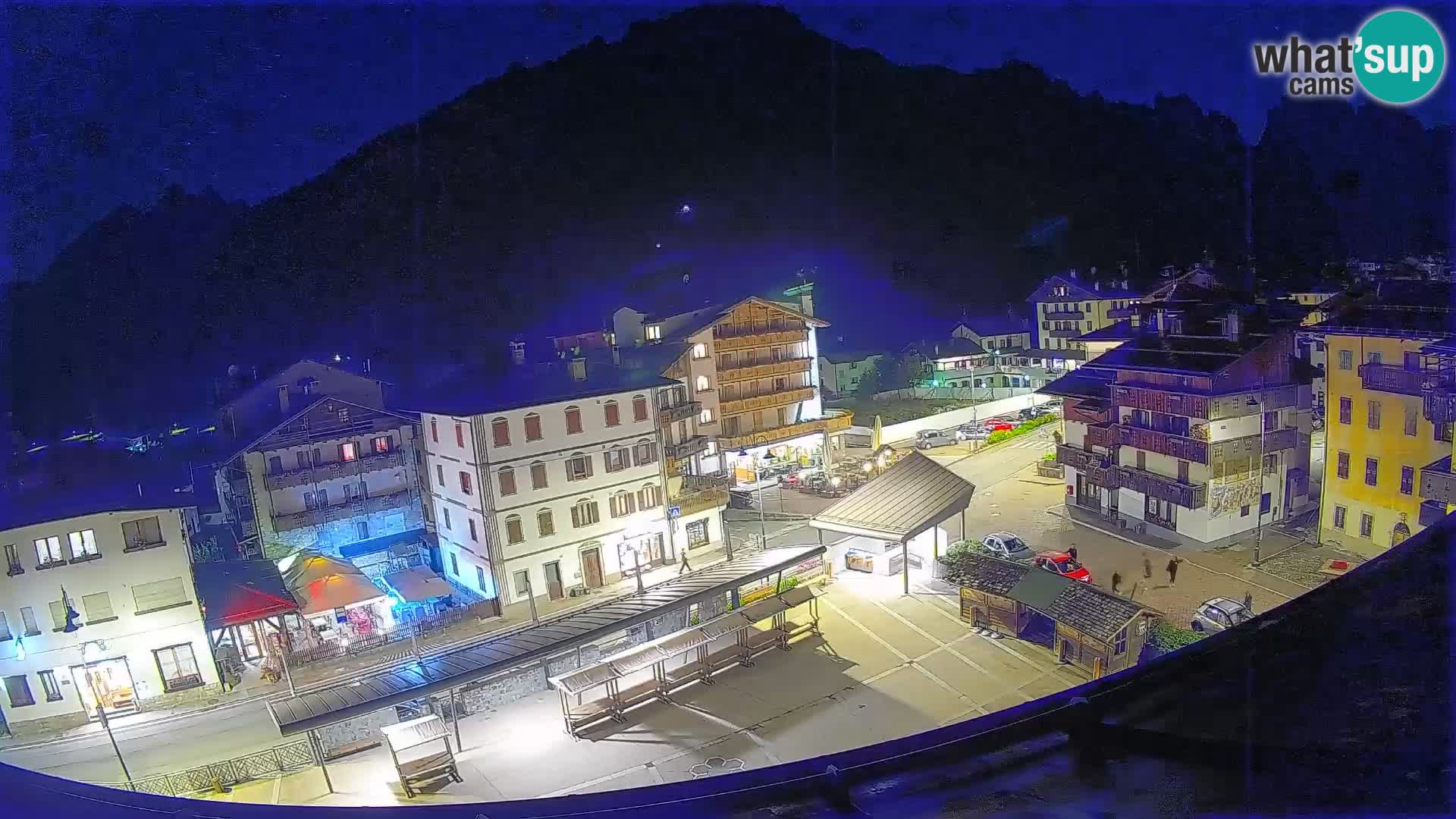 Hauptplatz von Forni di Sopra