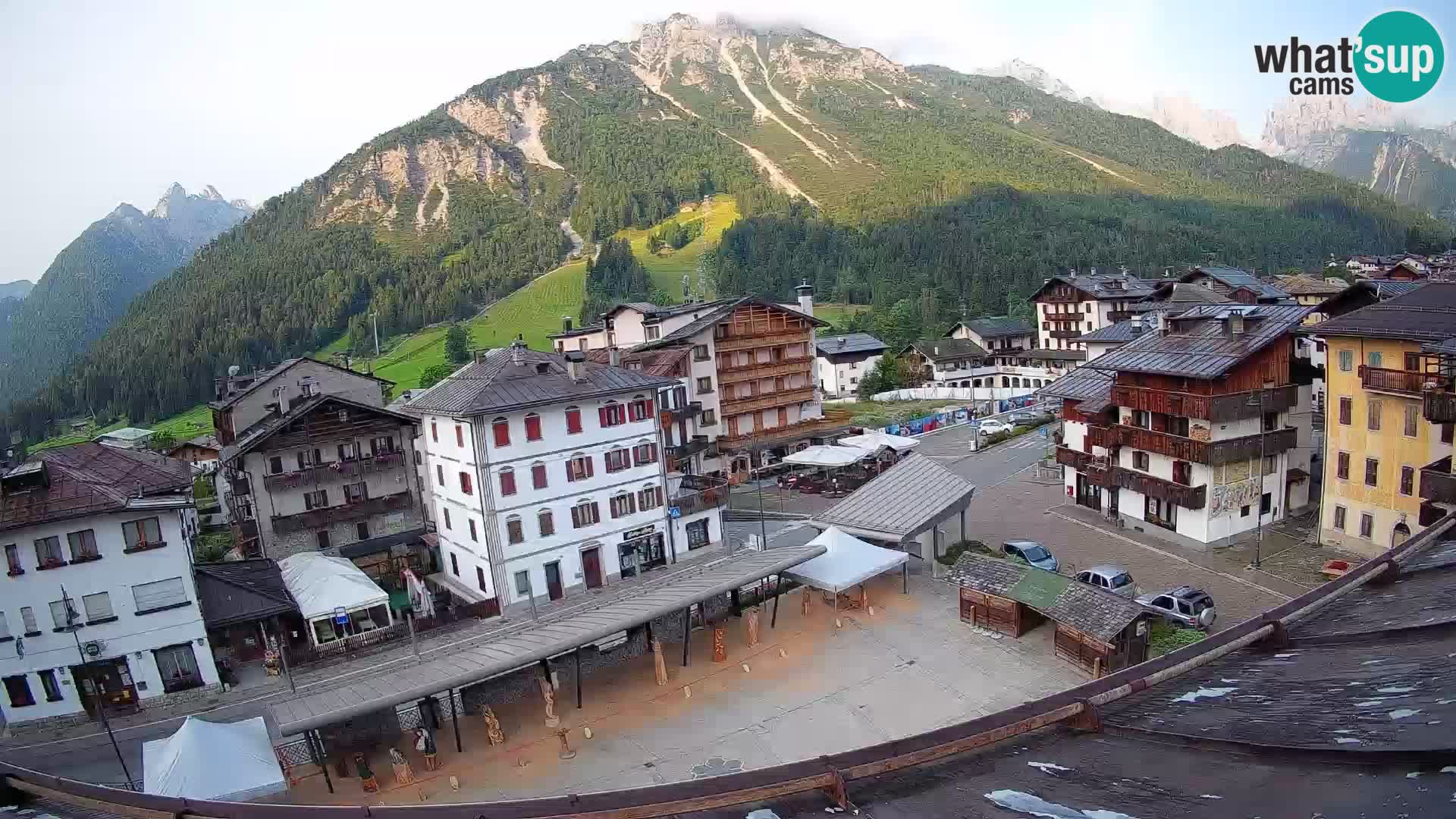 Hauptplatz von Forni di Sopra
